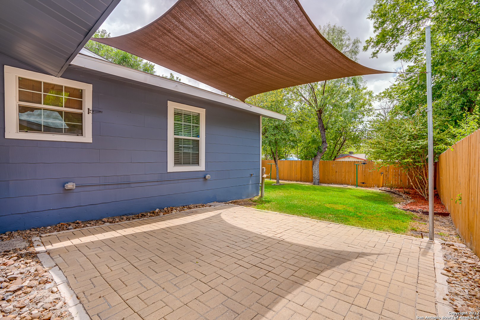 526 Marchmont Ln