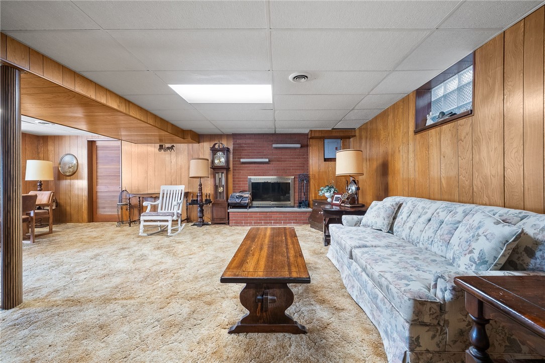 1116 Marlane Dr