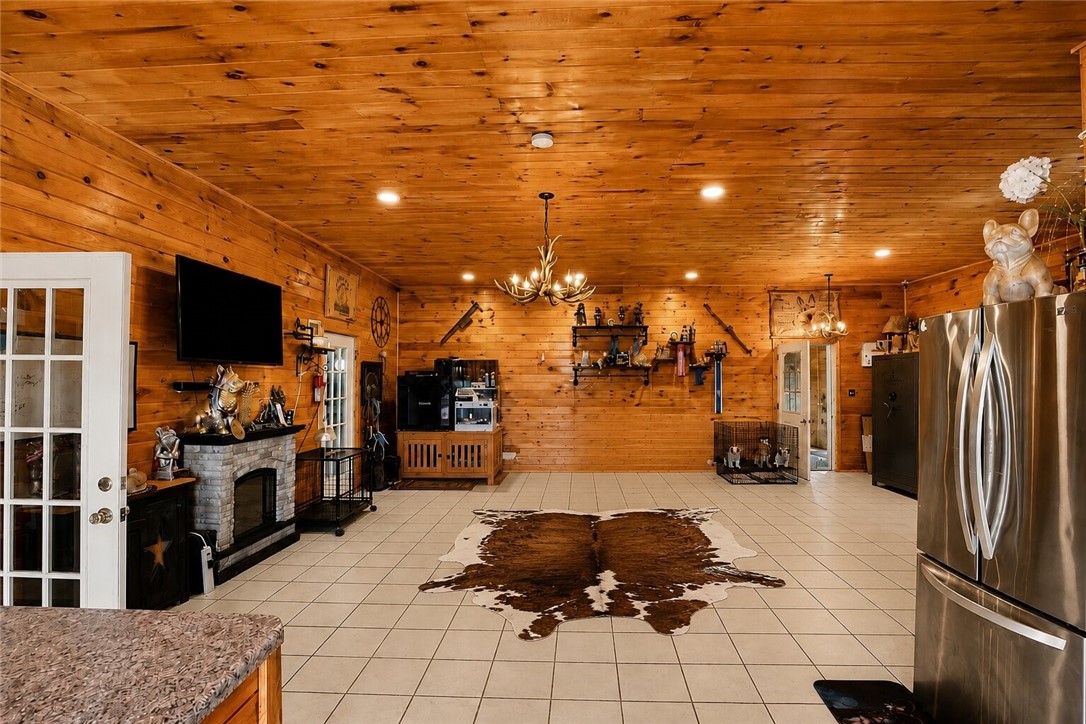 5164 Lincoln Hwy