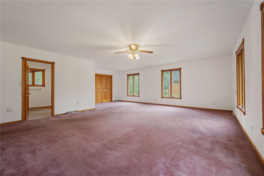 5 Fairview St