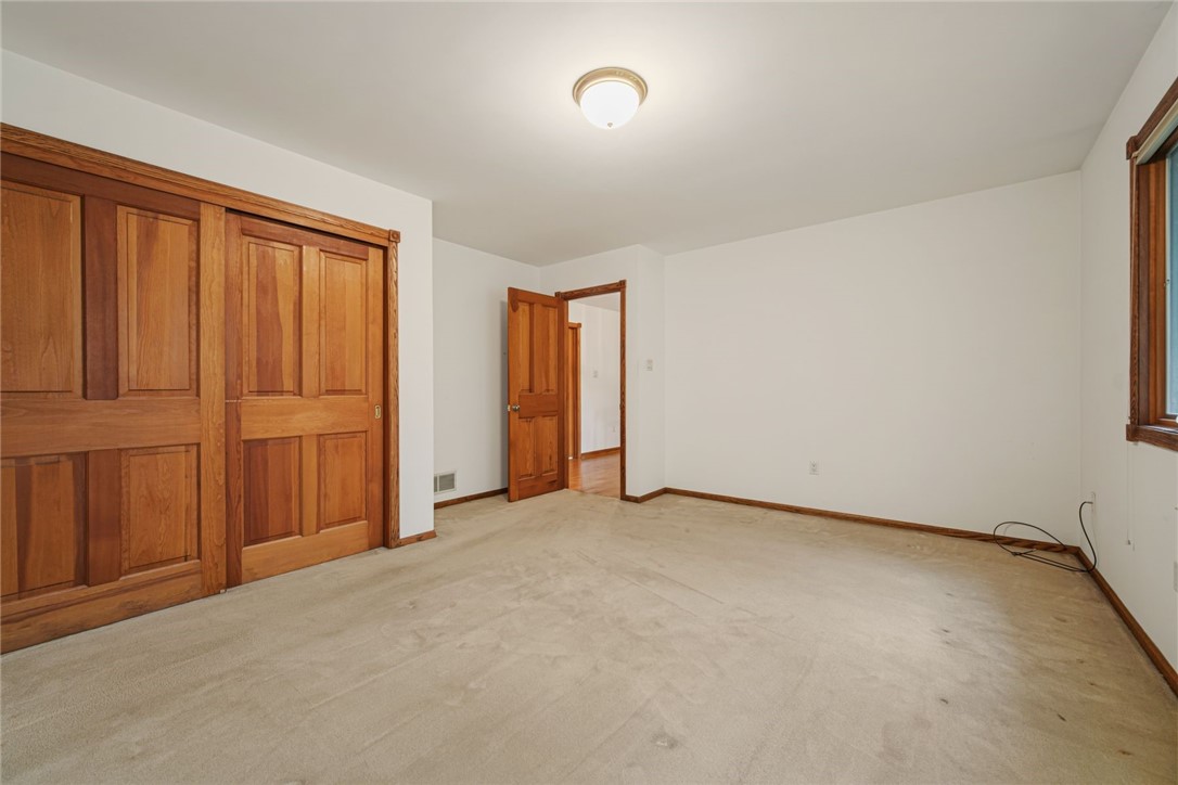 5 Fairview St