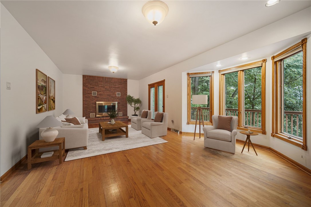 5 Fairview St