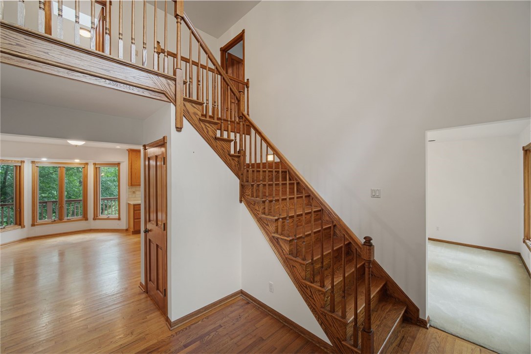 5 Fairview St
