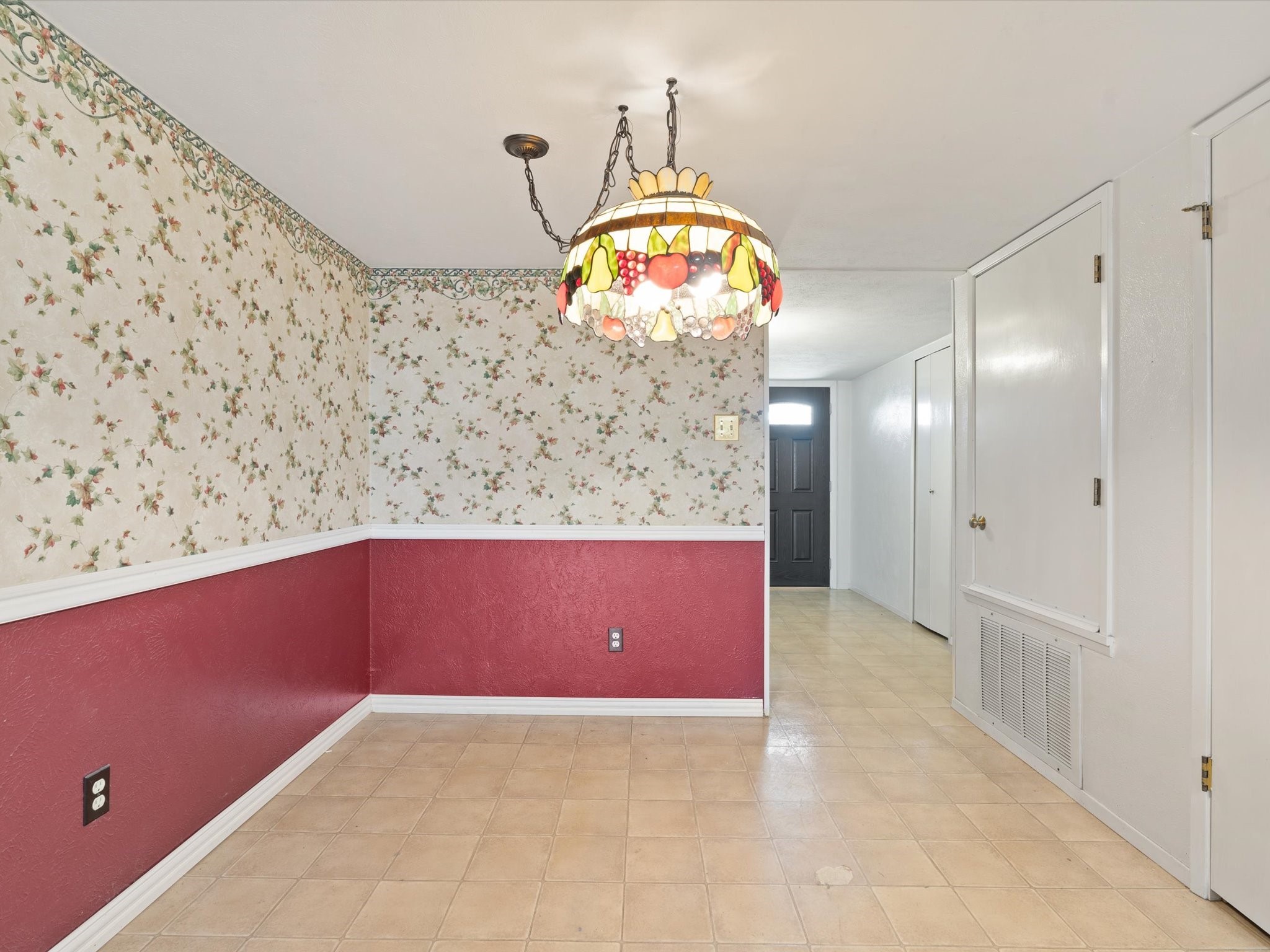 8813 Westfield Drive