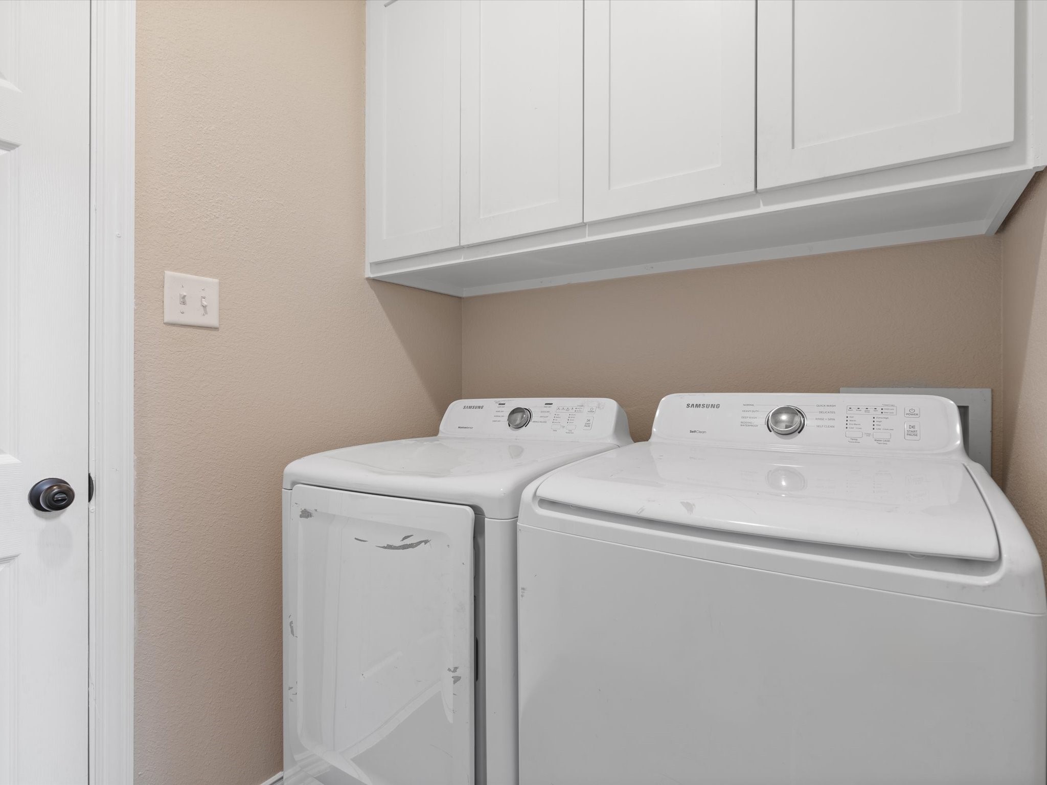 212 Hillcrest Street