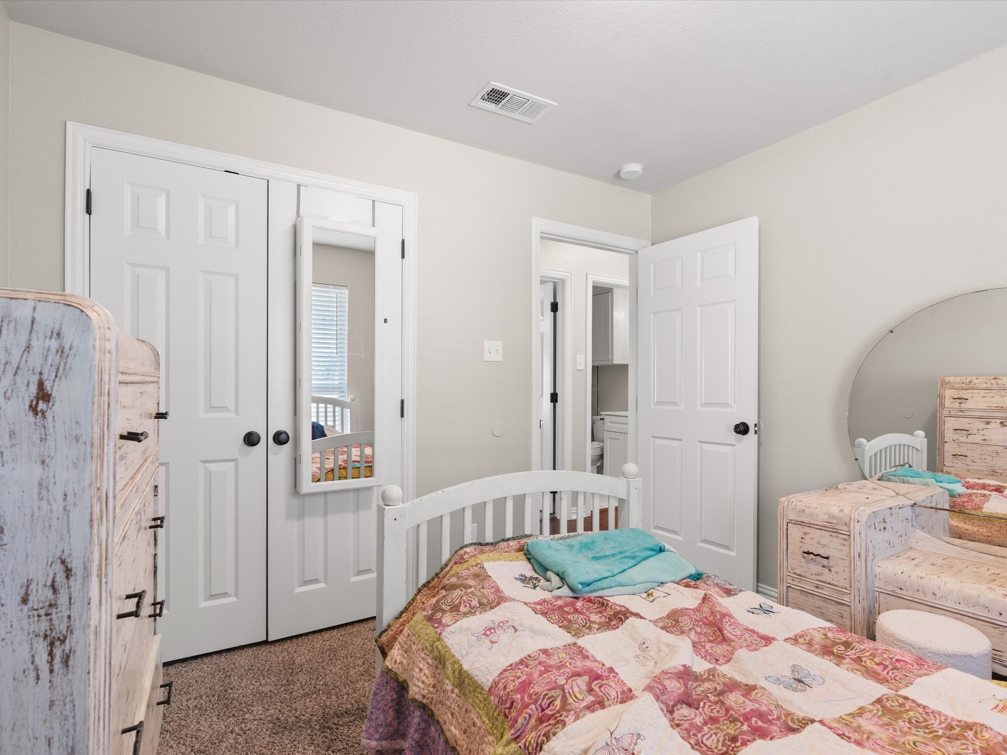 212 Hillcrest Street