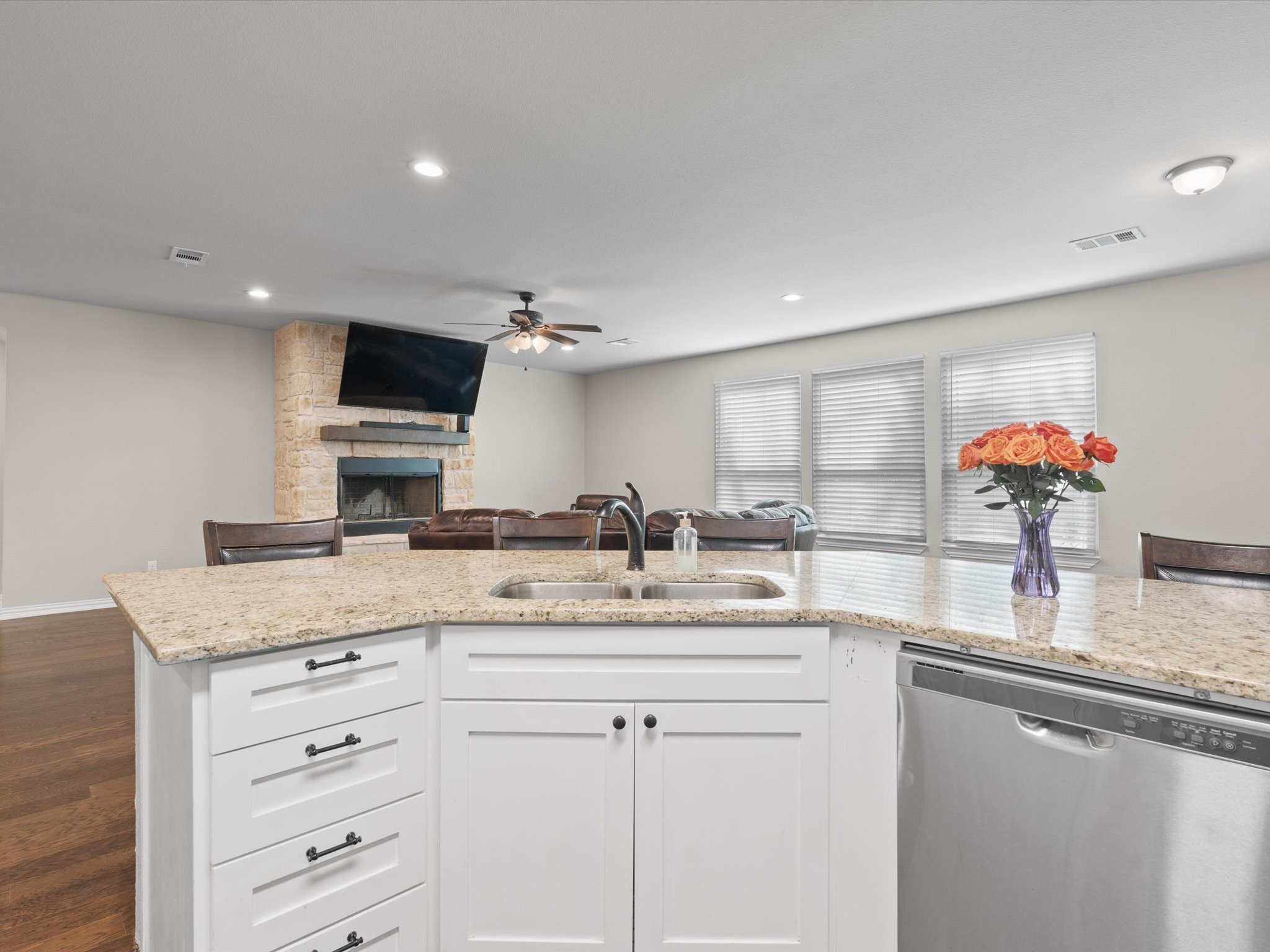 212 Hillcrest Street