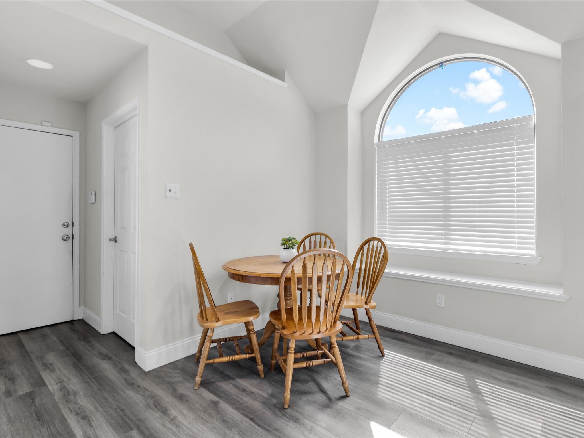 2408 Springfield Drive