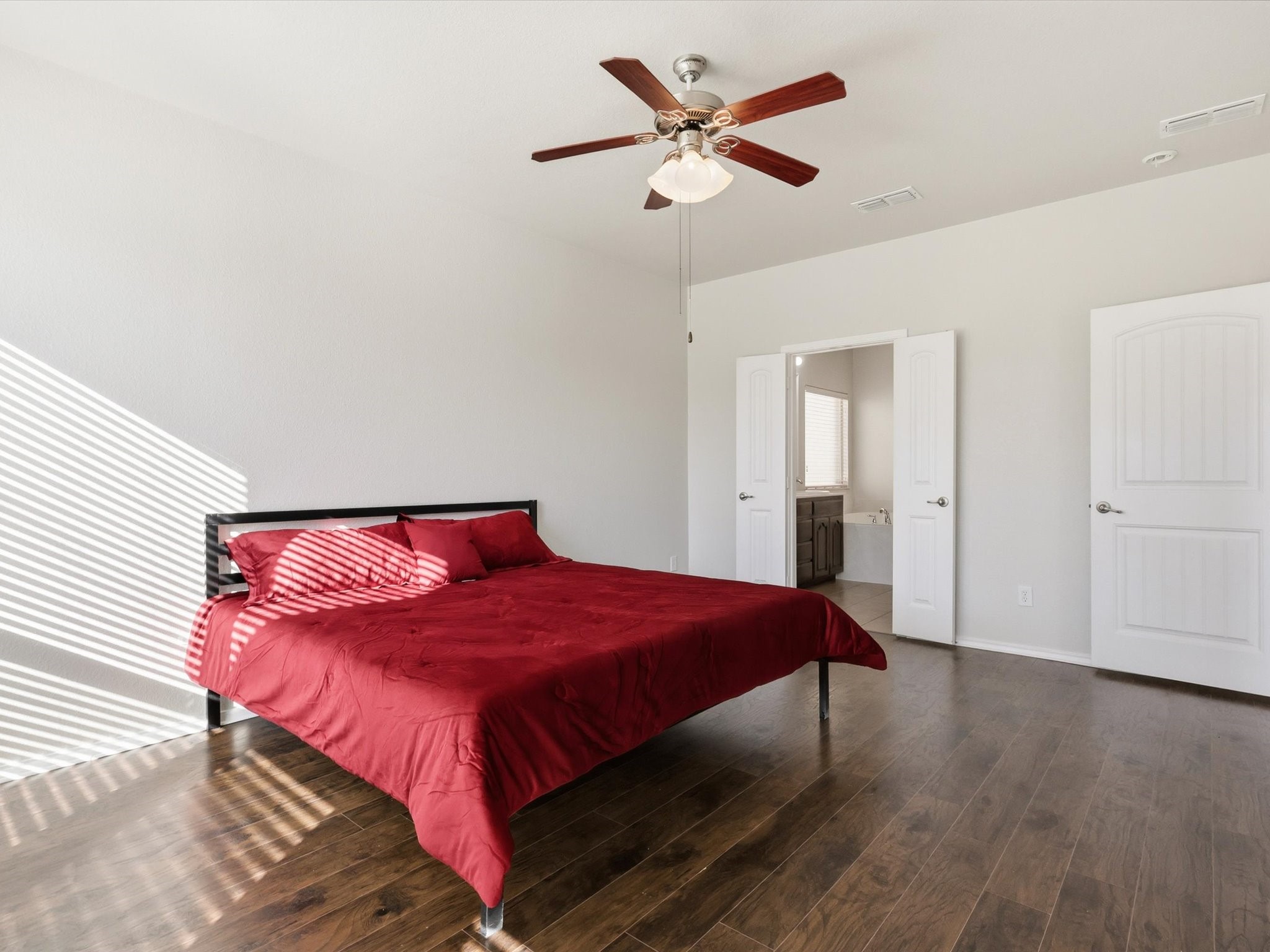 3313 Hornbeam Street