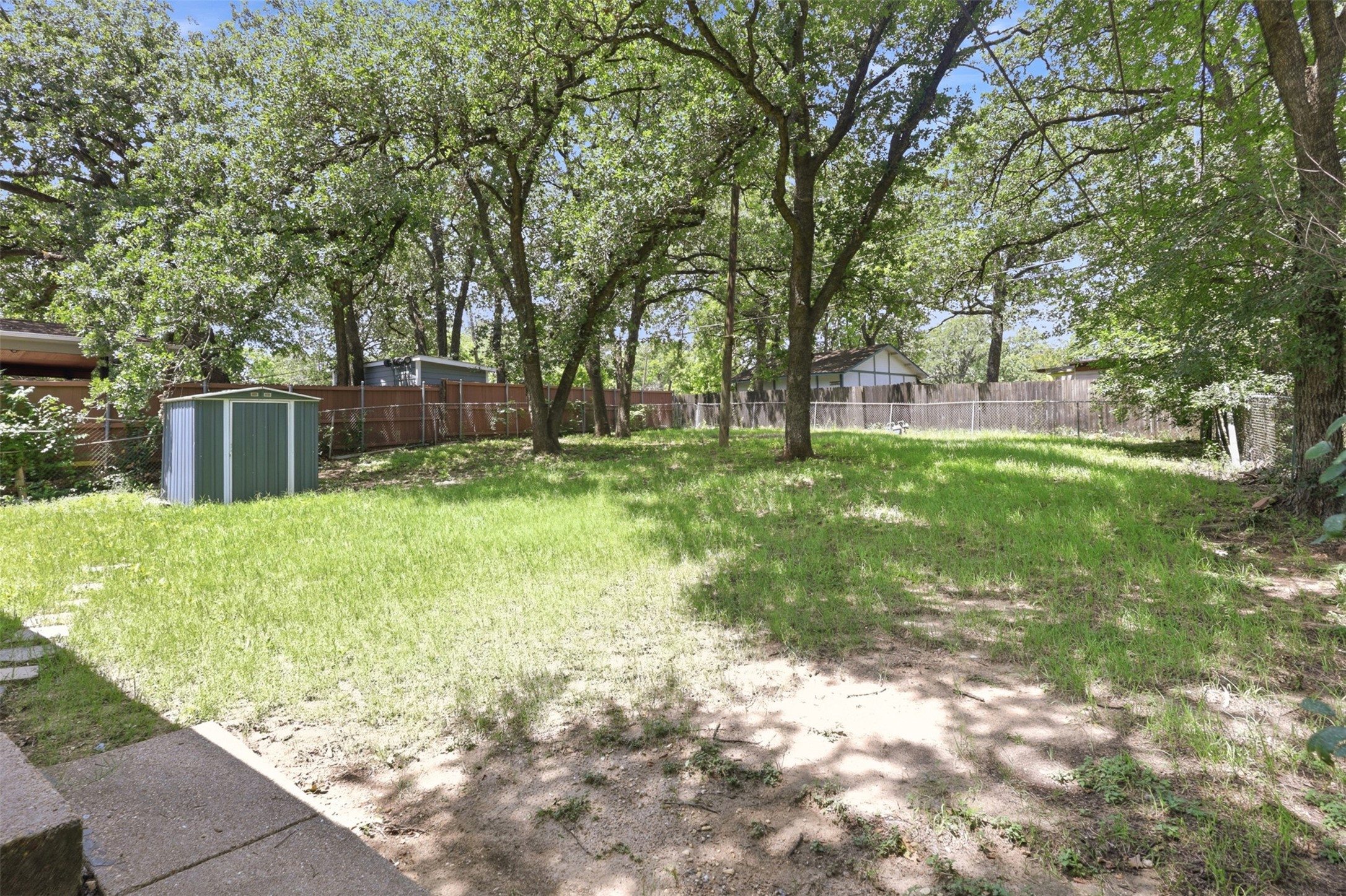 2429 Avis Street