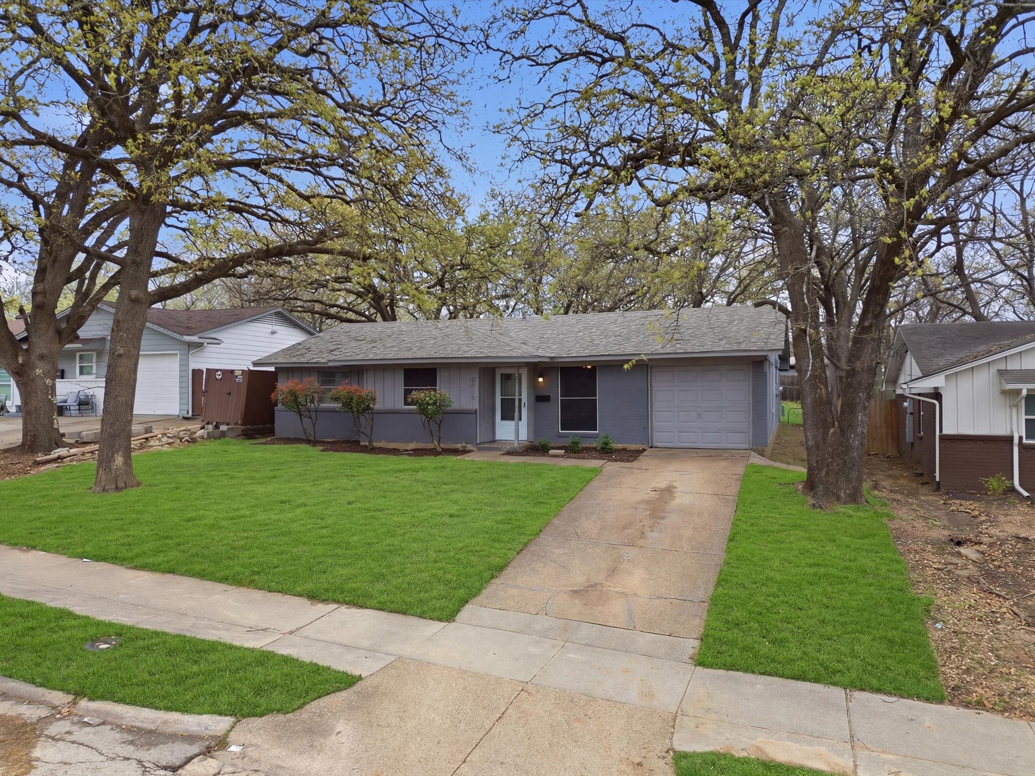 2429 Avis Street