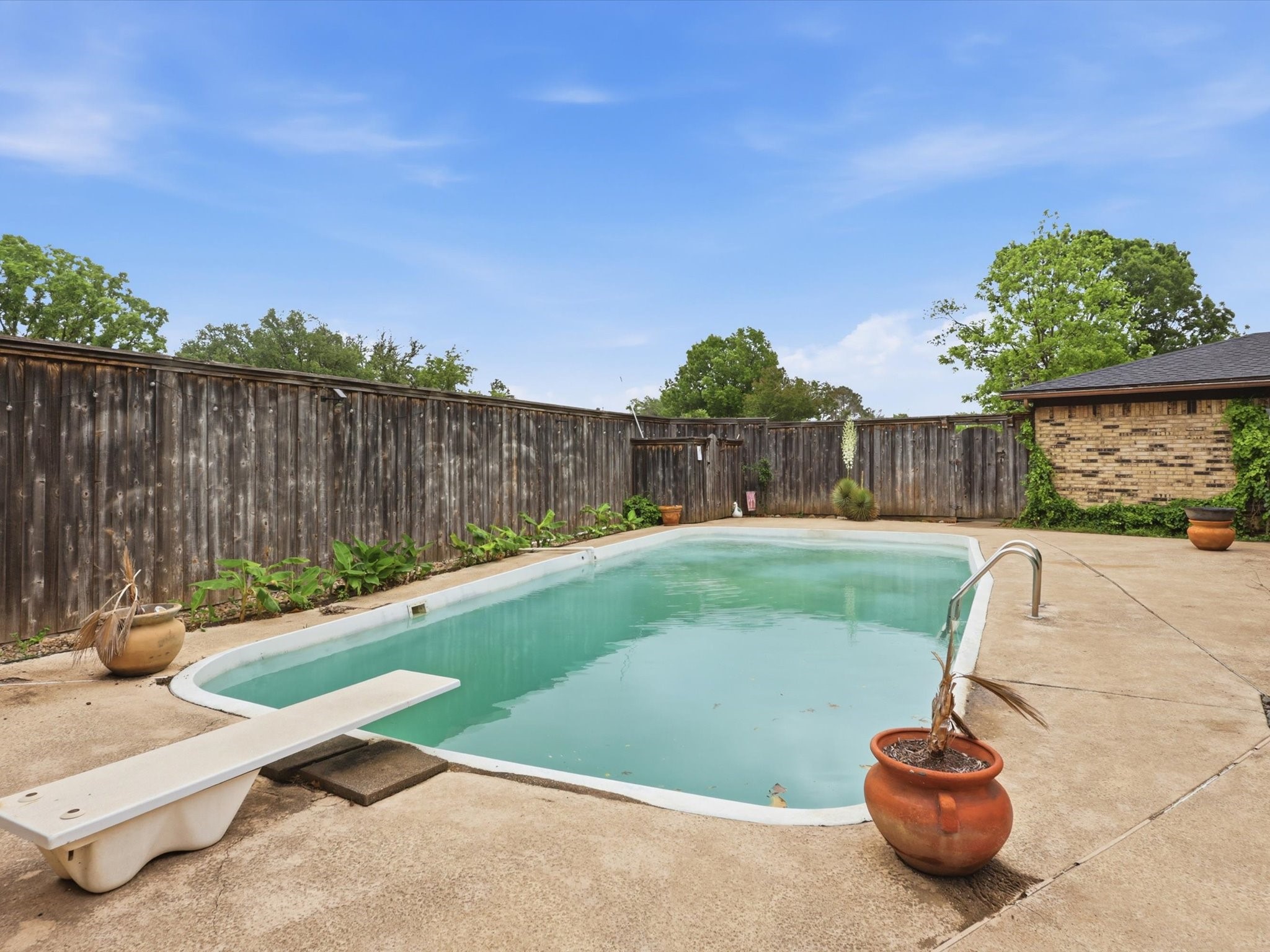1517 Richland Drive