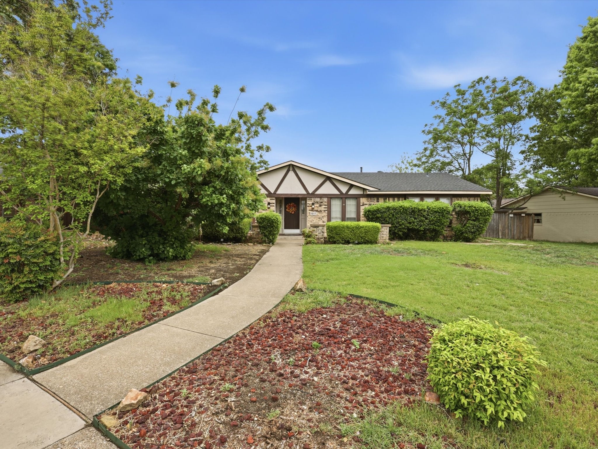 1517 Richland Drive