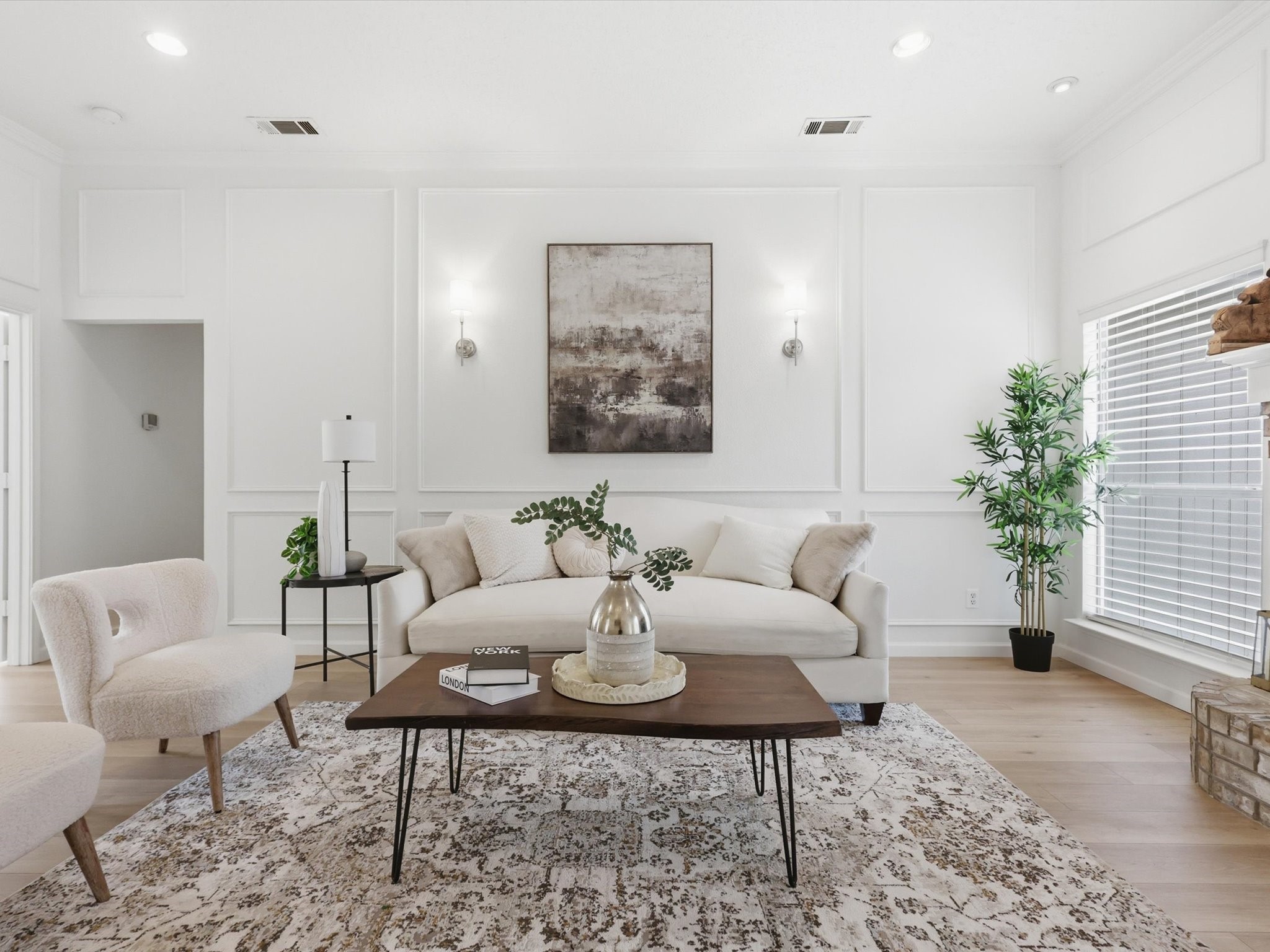 2519 Larkspur Lane