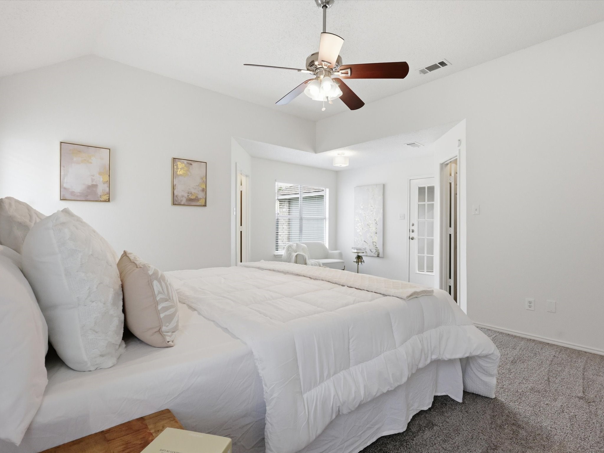 2519 Larkspur Lane