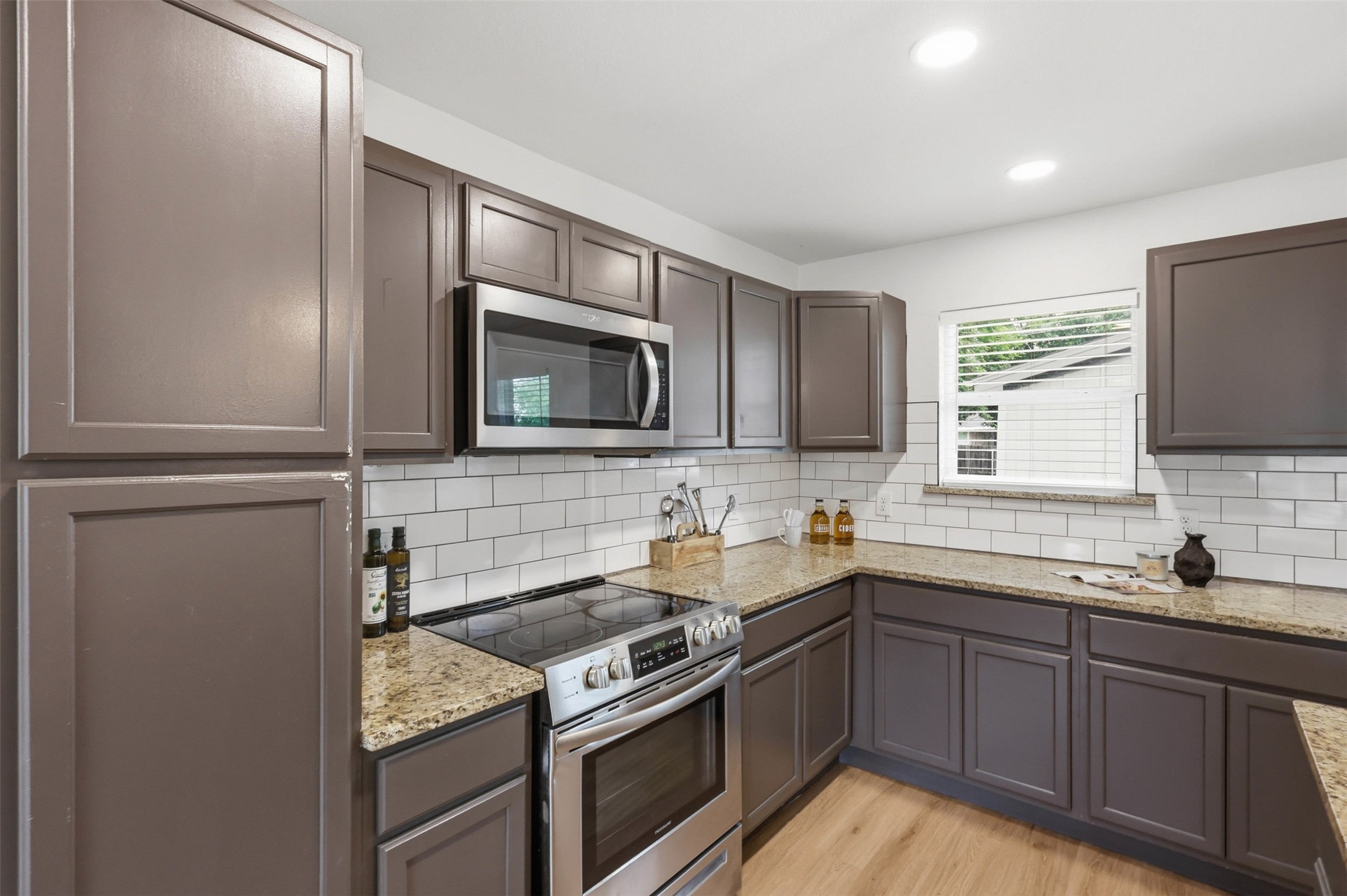 2511 Emerald Drive