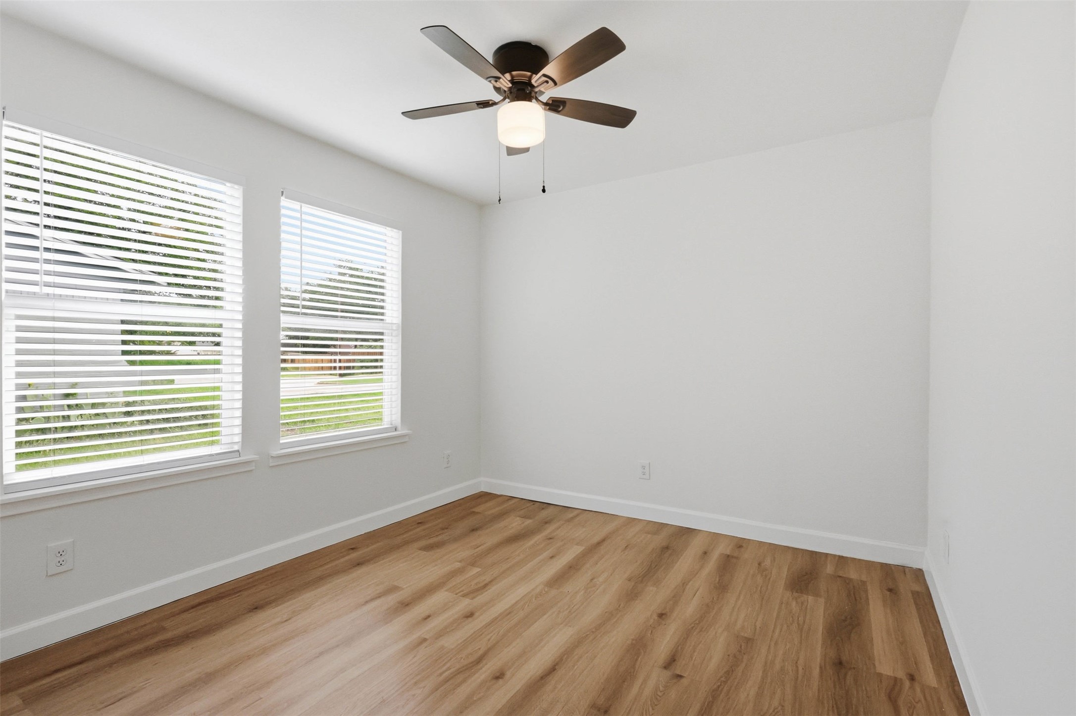 2511 Emerald Drive