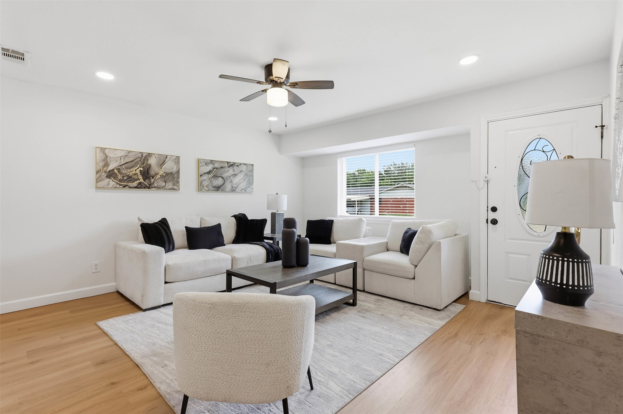 2511 Emerald Drive