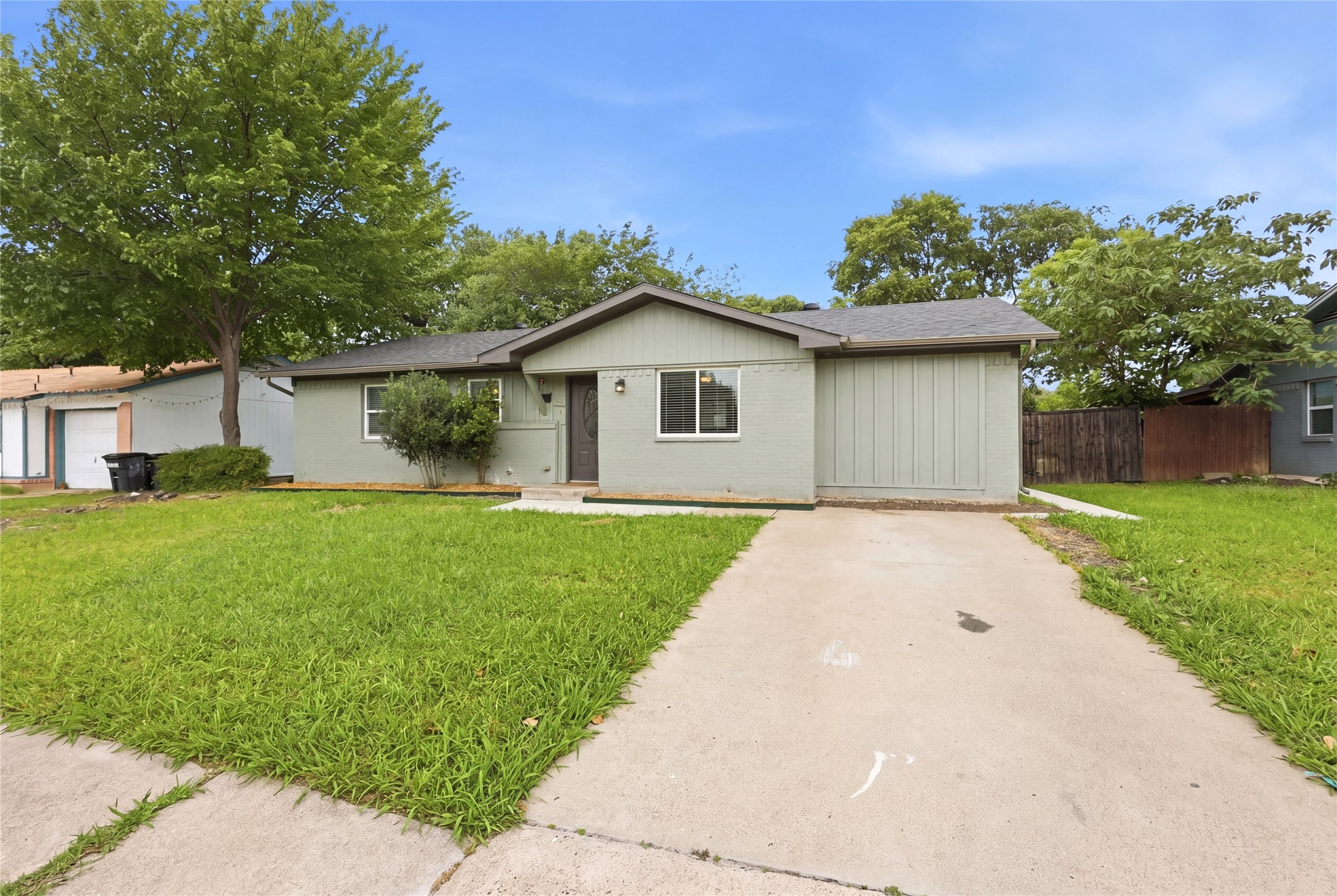 2511 Emerald Drive