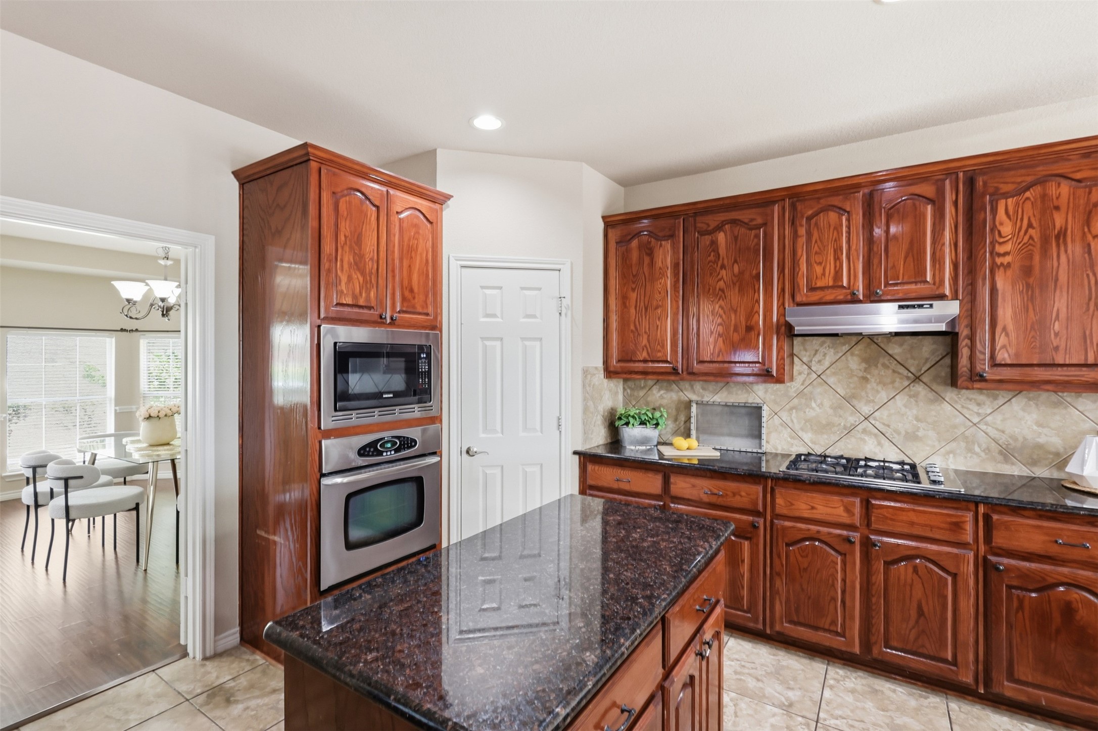 11532 Glen Rose Drive