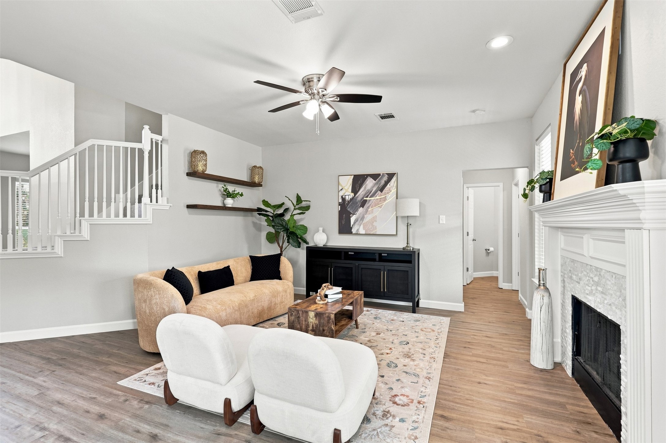 903 Aylesbury Drive