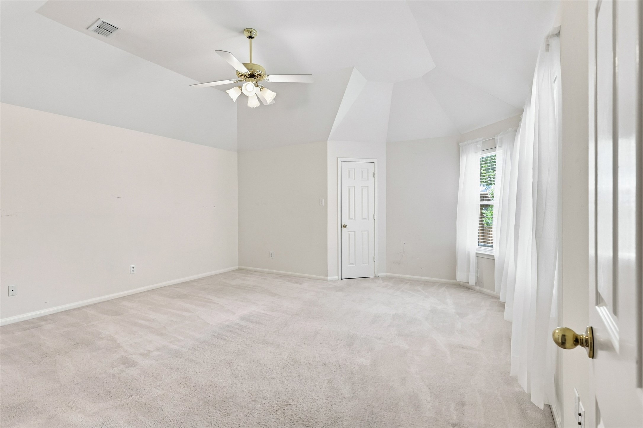 3617 Mackenzie Lane