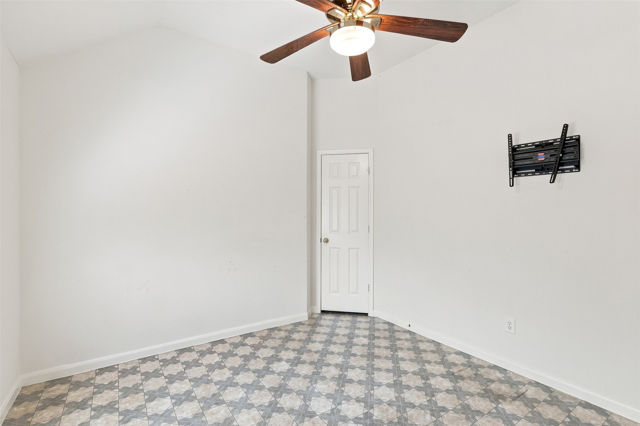 3617 Mackenzie Lane