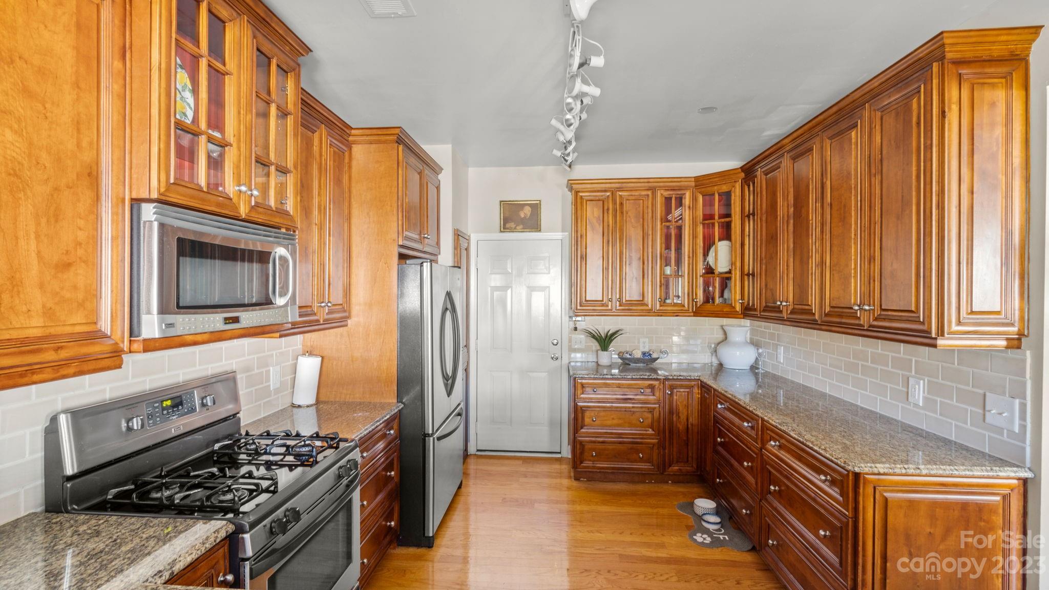10244 Garmoyle Street Unit: 150