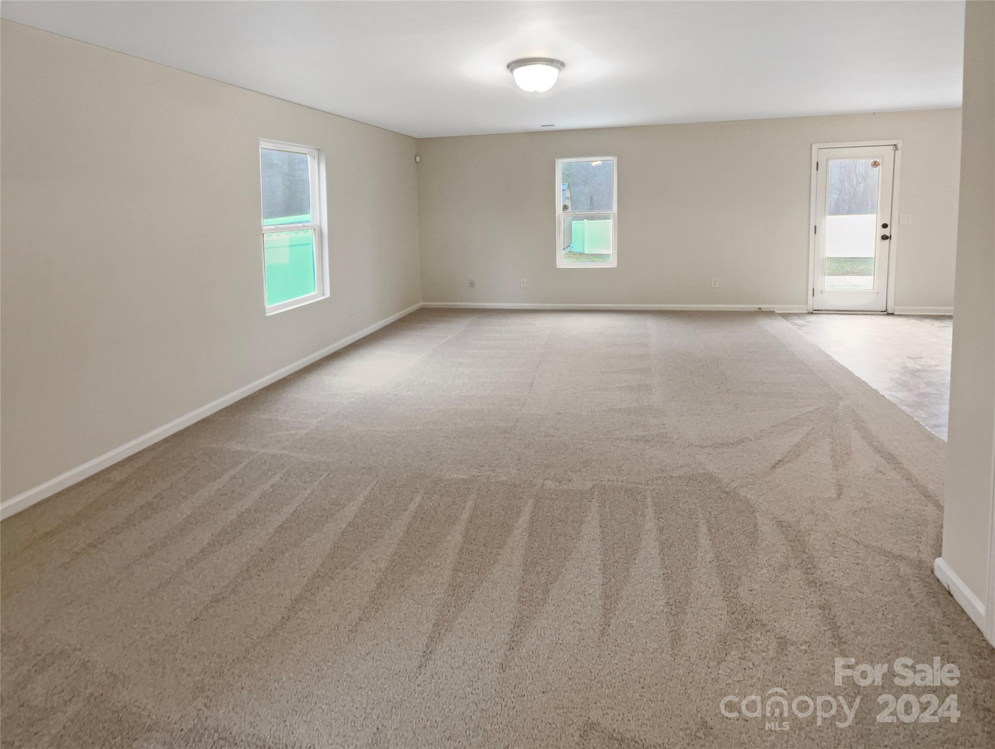 1823 Carpenter Cabin Drive