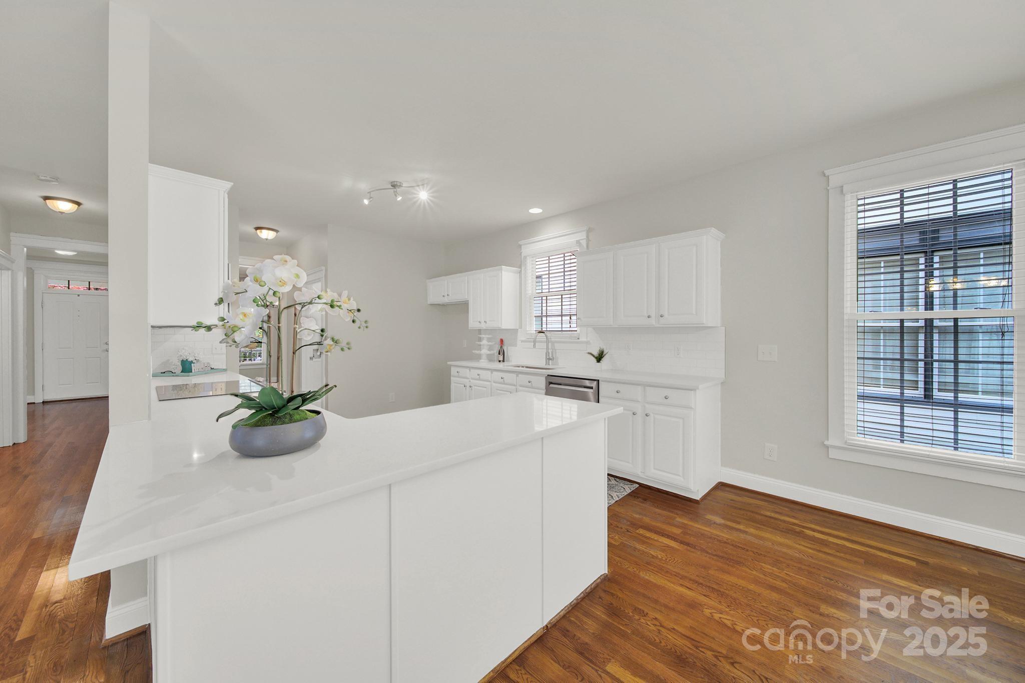 1360 Barnett Woods