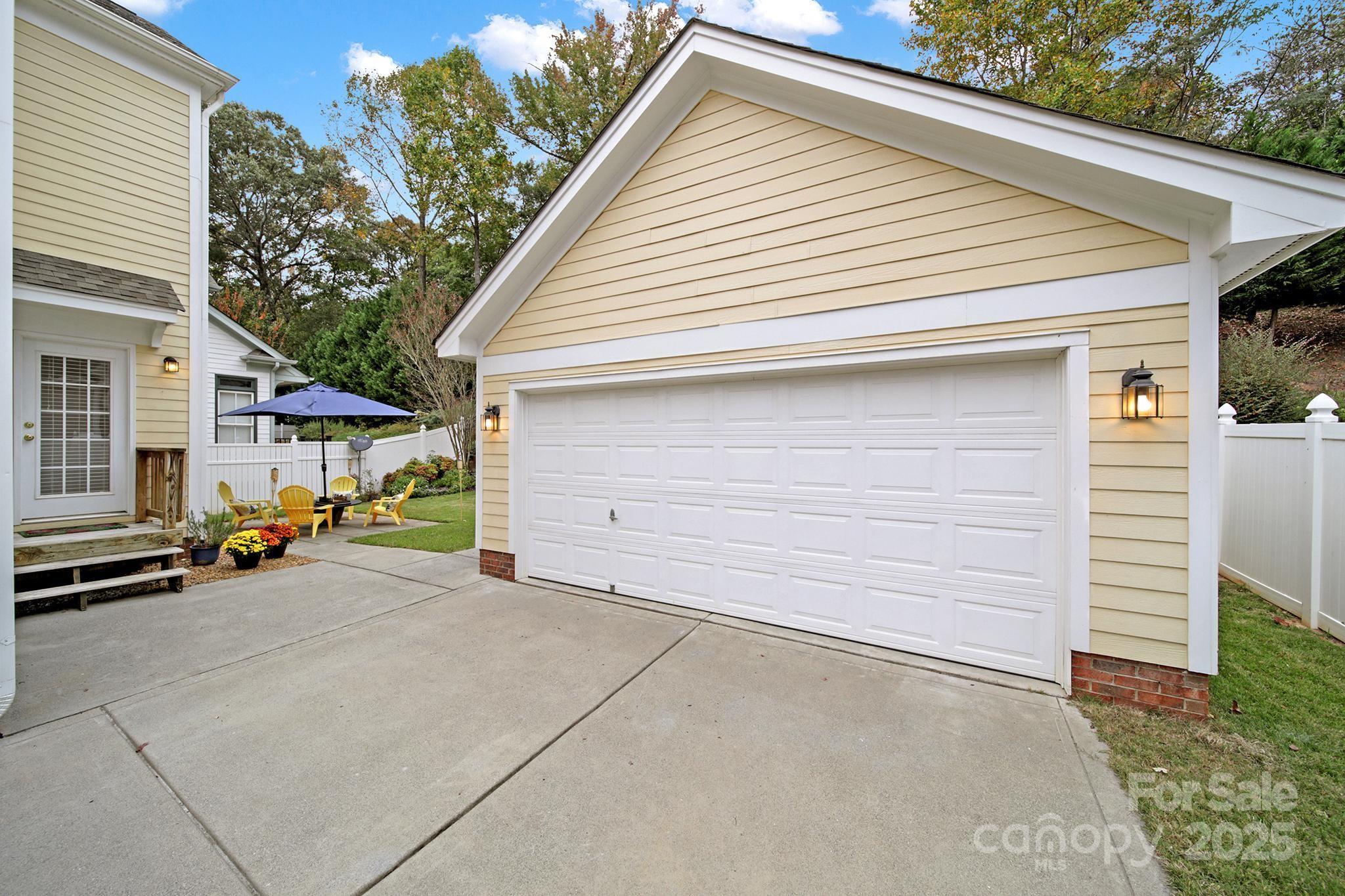 1360 Barnett Woods