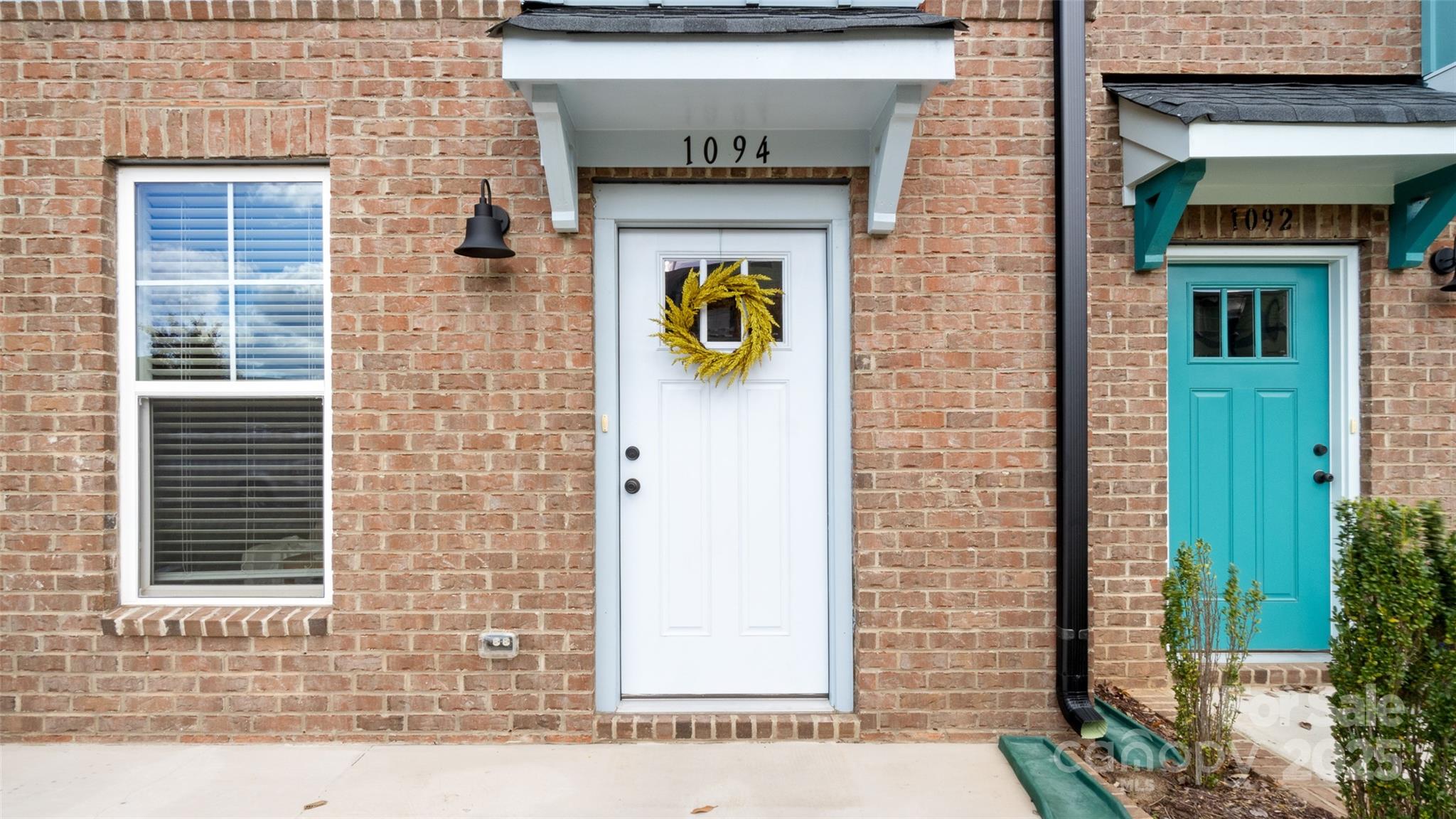 1094 Herrons Ferry Road