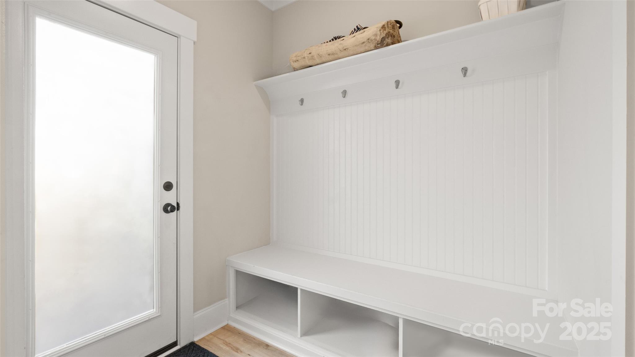 1094 Herrons Ferry Road