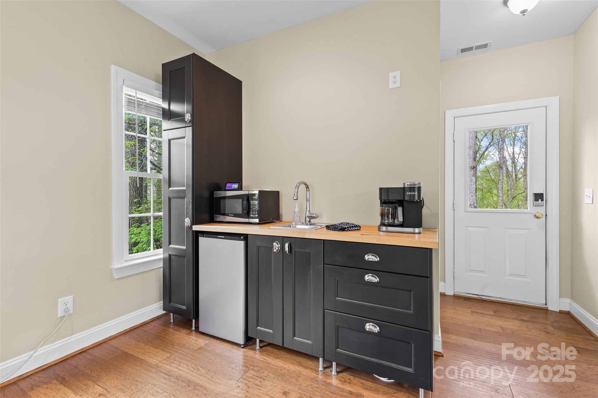 2569 Lower Assembly Drive