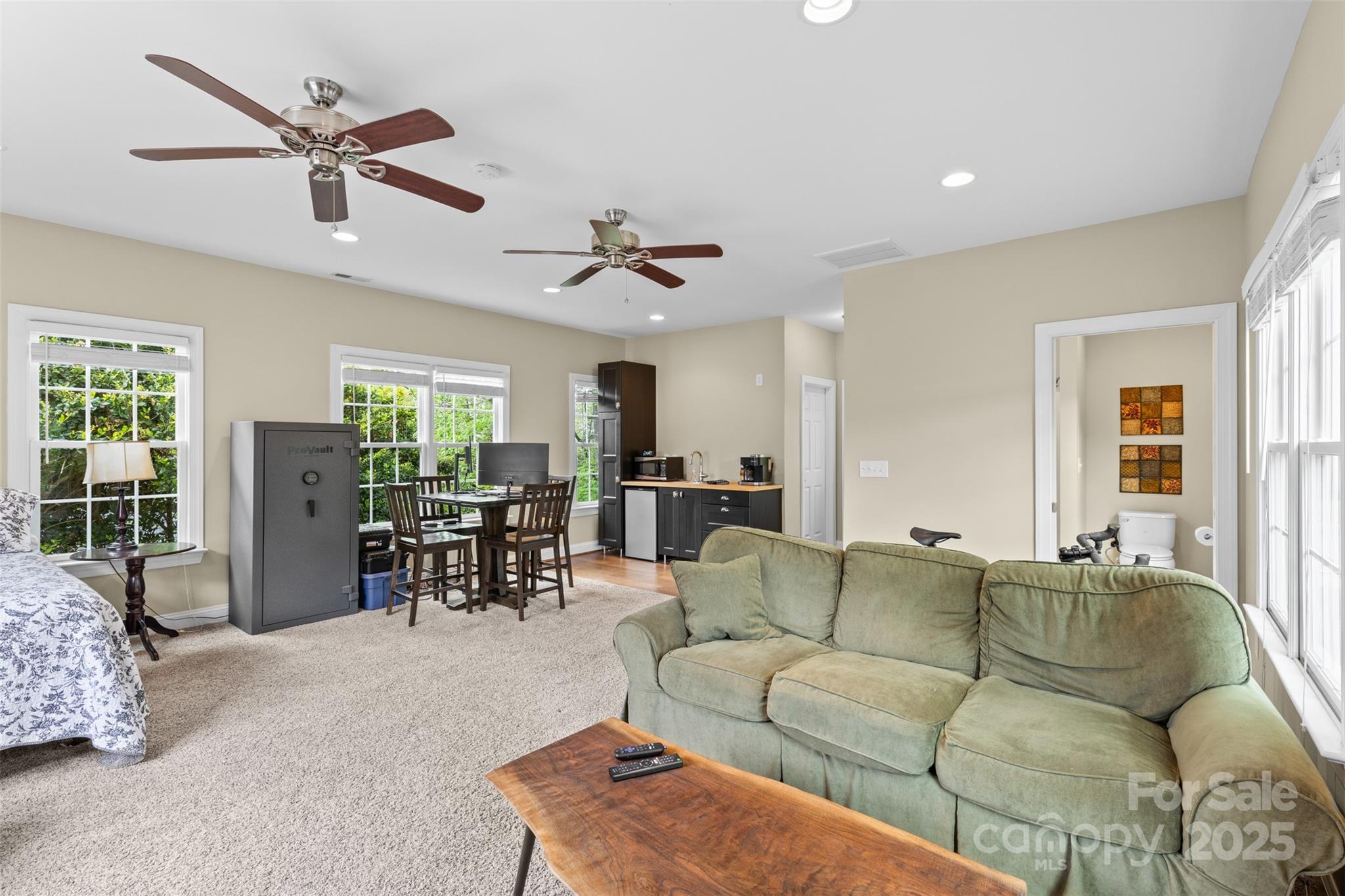 2569 Lower Assembly Drive