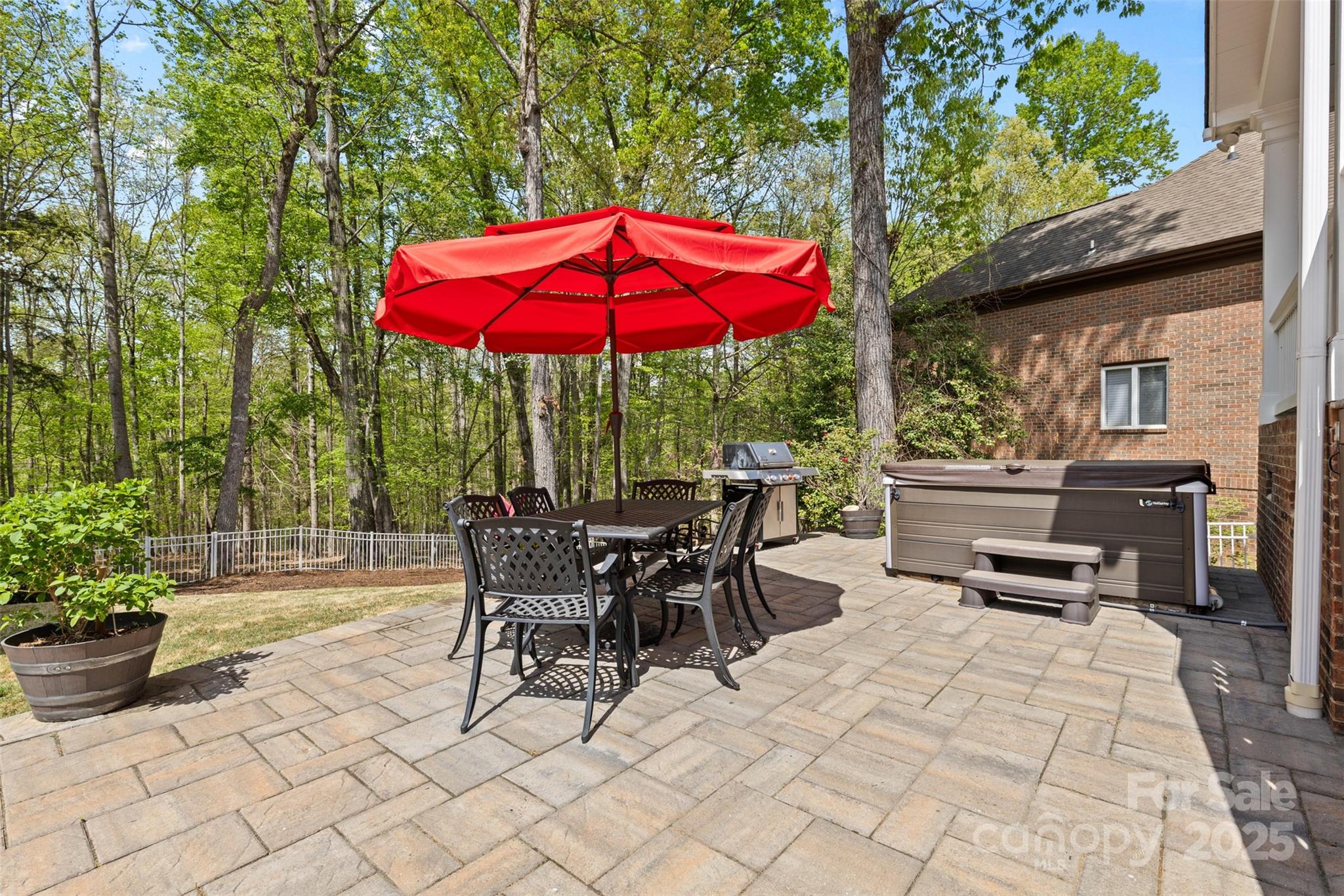 2569 Lower Assembly Drive