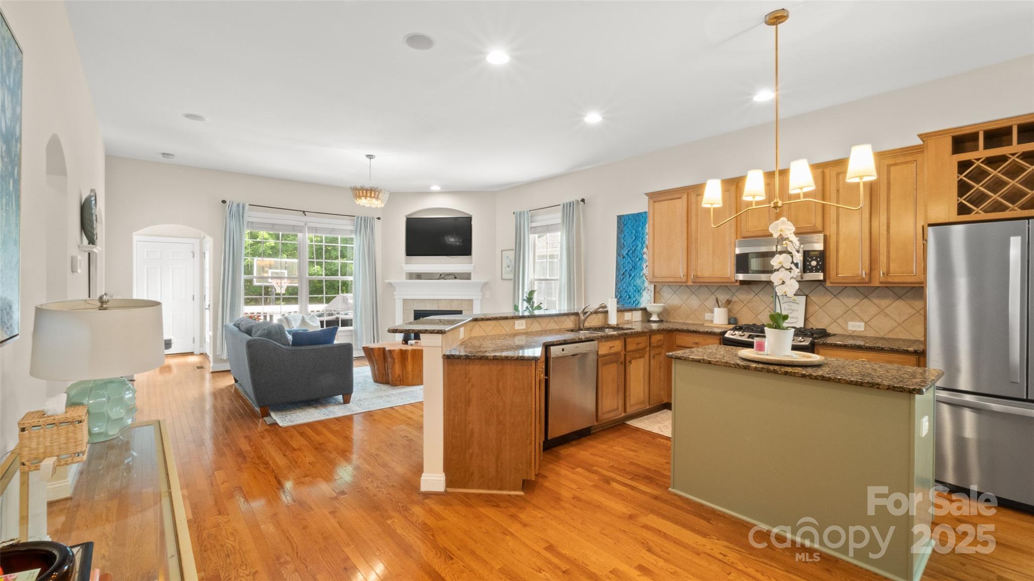 4115 Birkshire Heights
