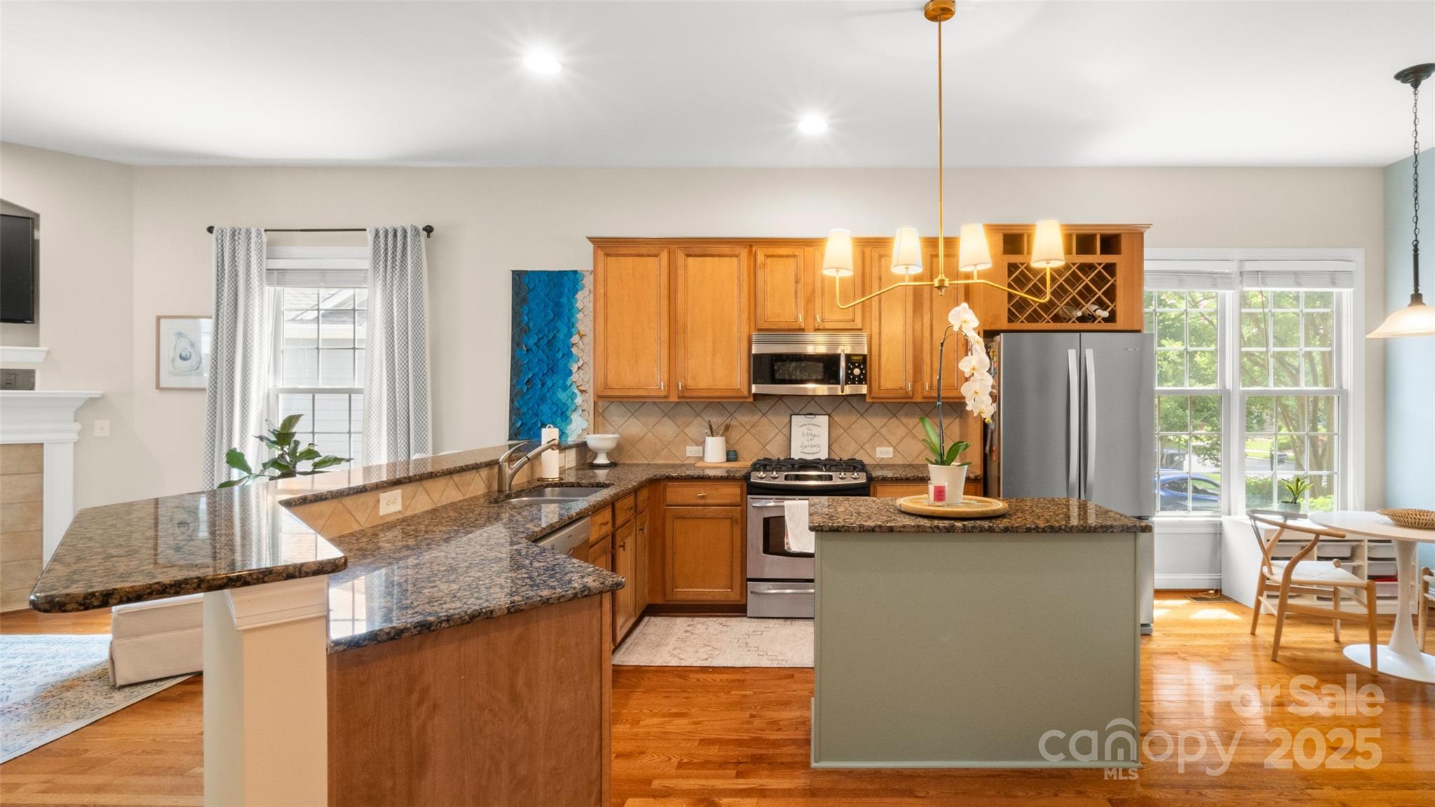 4115 Birkshire Heights