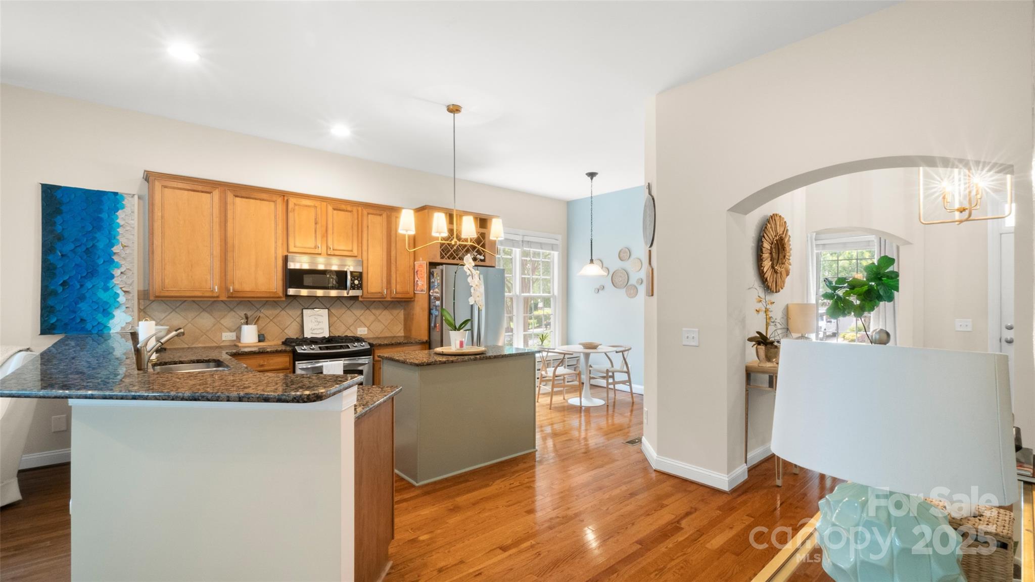 4115 Birkshire Heights