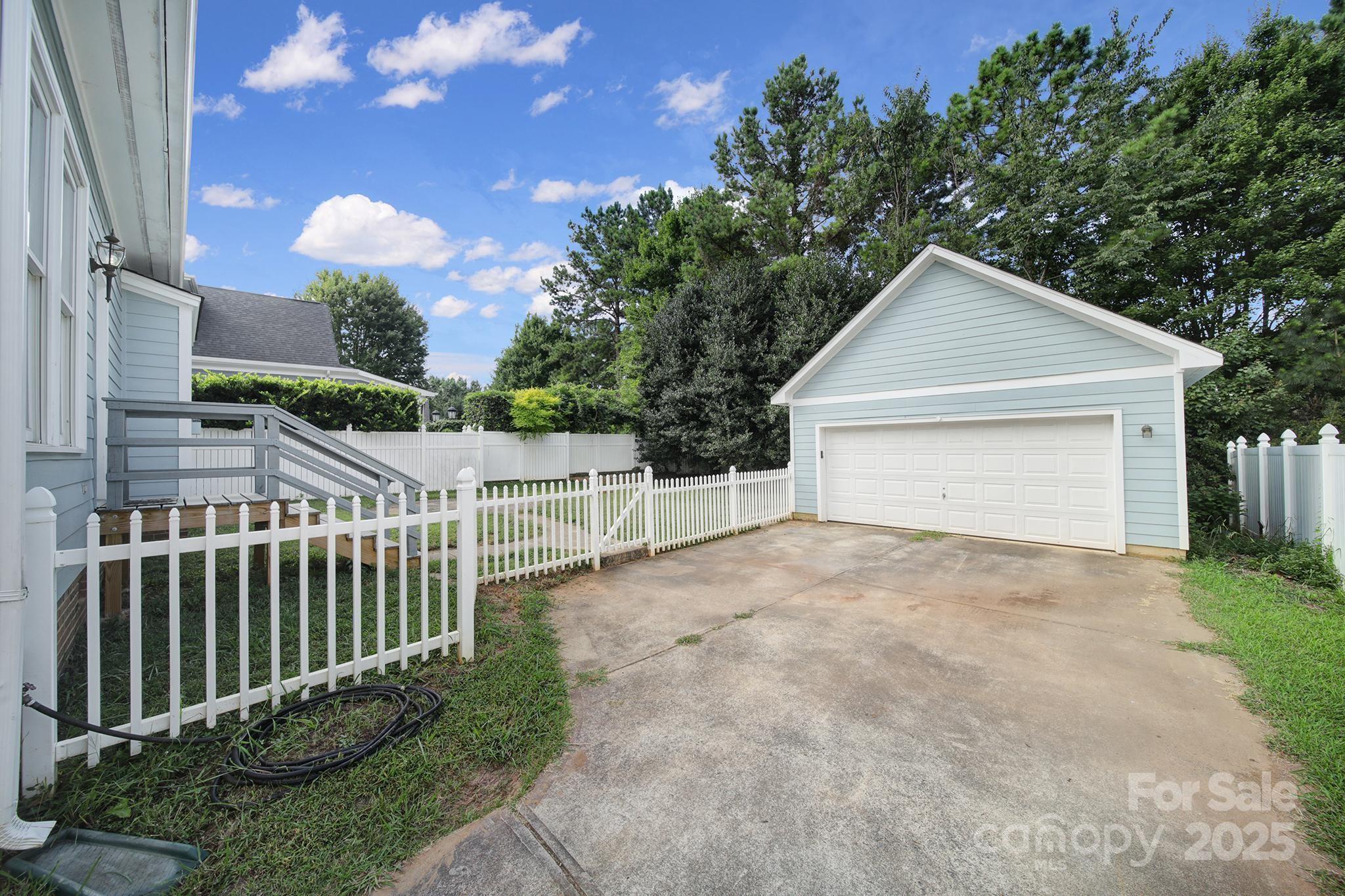2612 Nations Commons Street