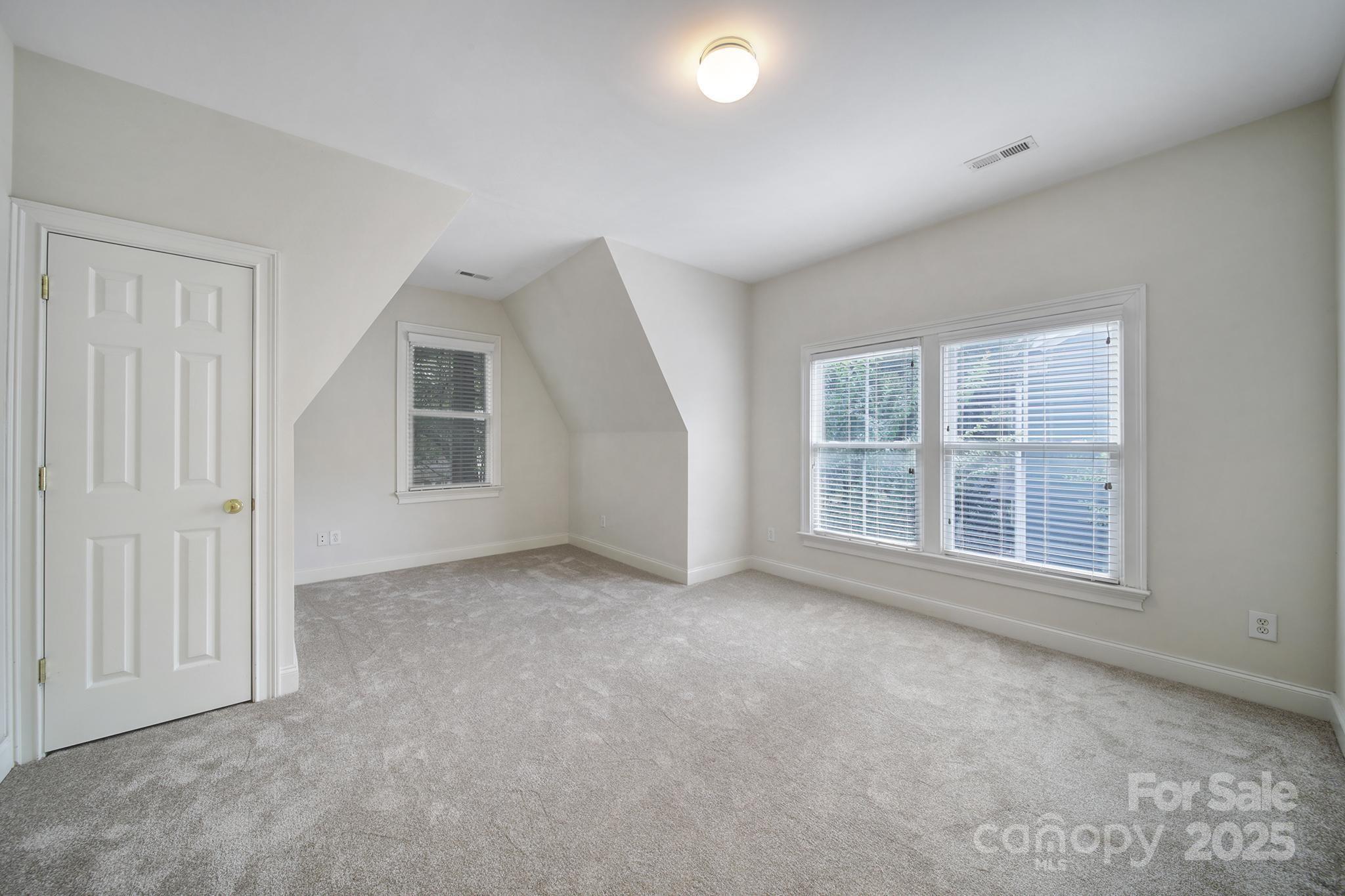 2612 Nations Commons Street