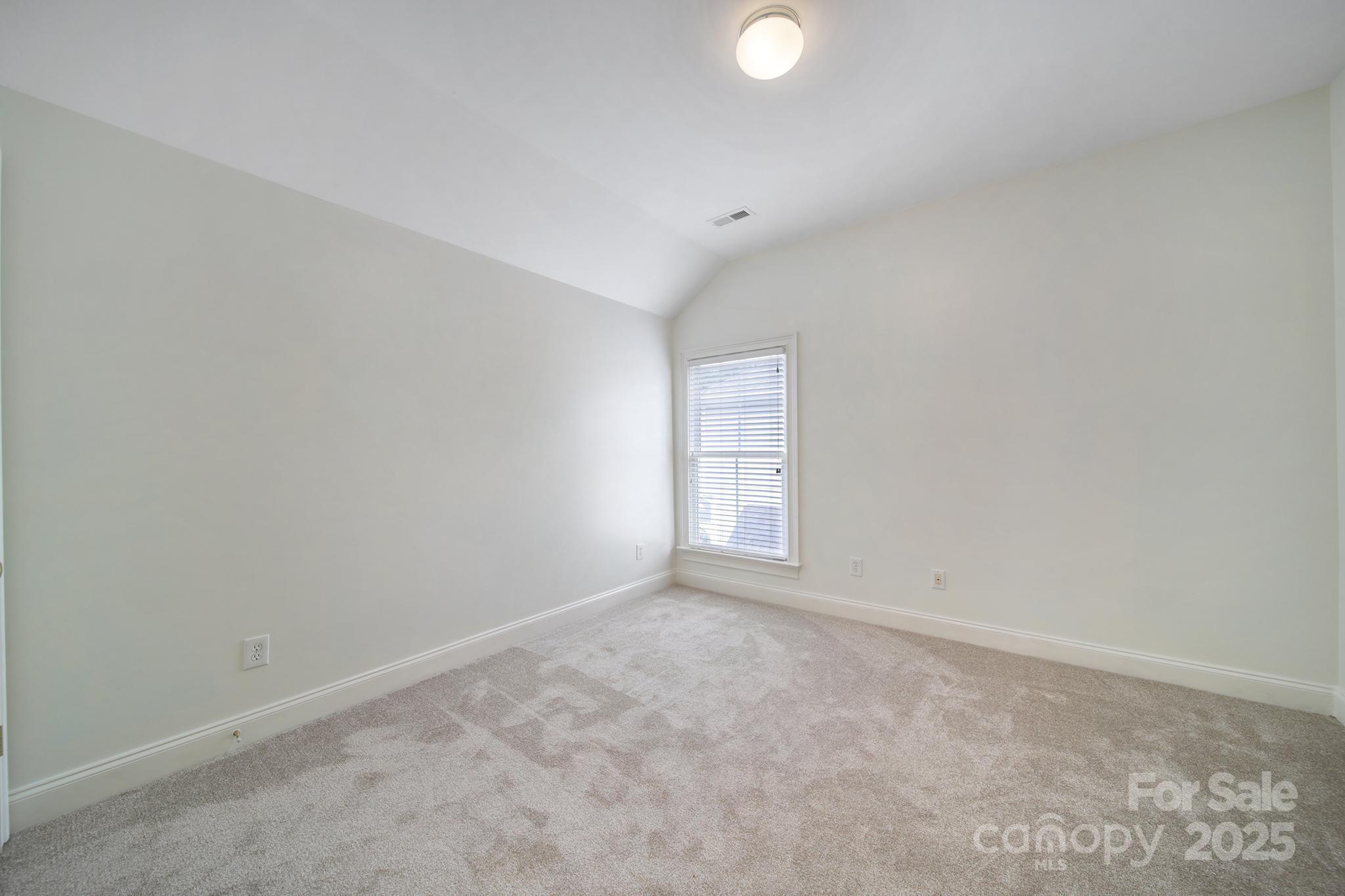 2612 Nations Commons Street