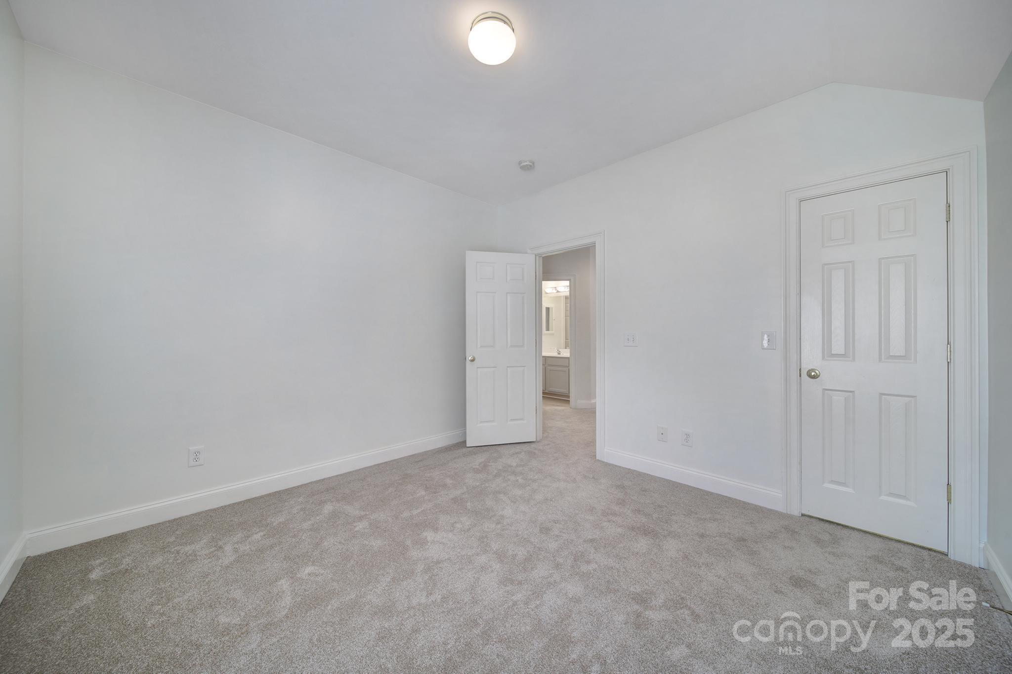 2612 Nations Commons Street