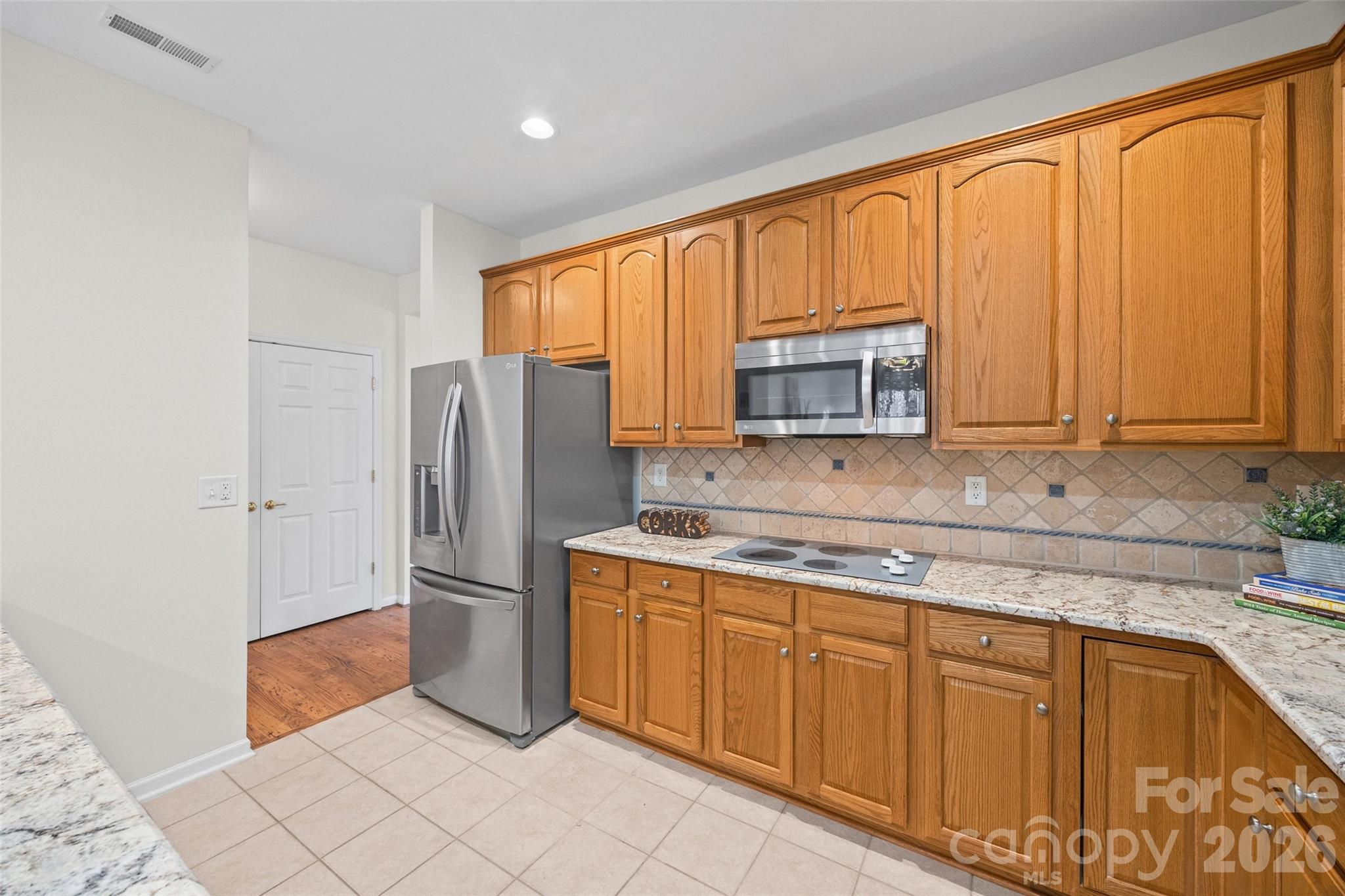 2324 Jade Lane