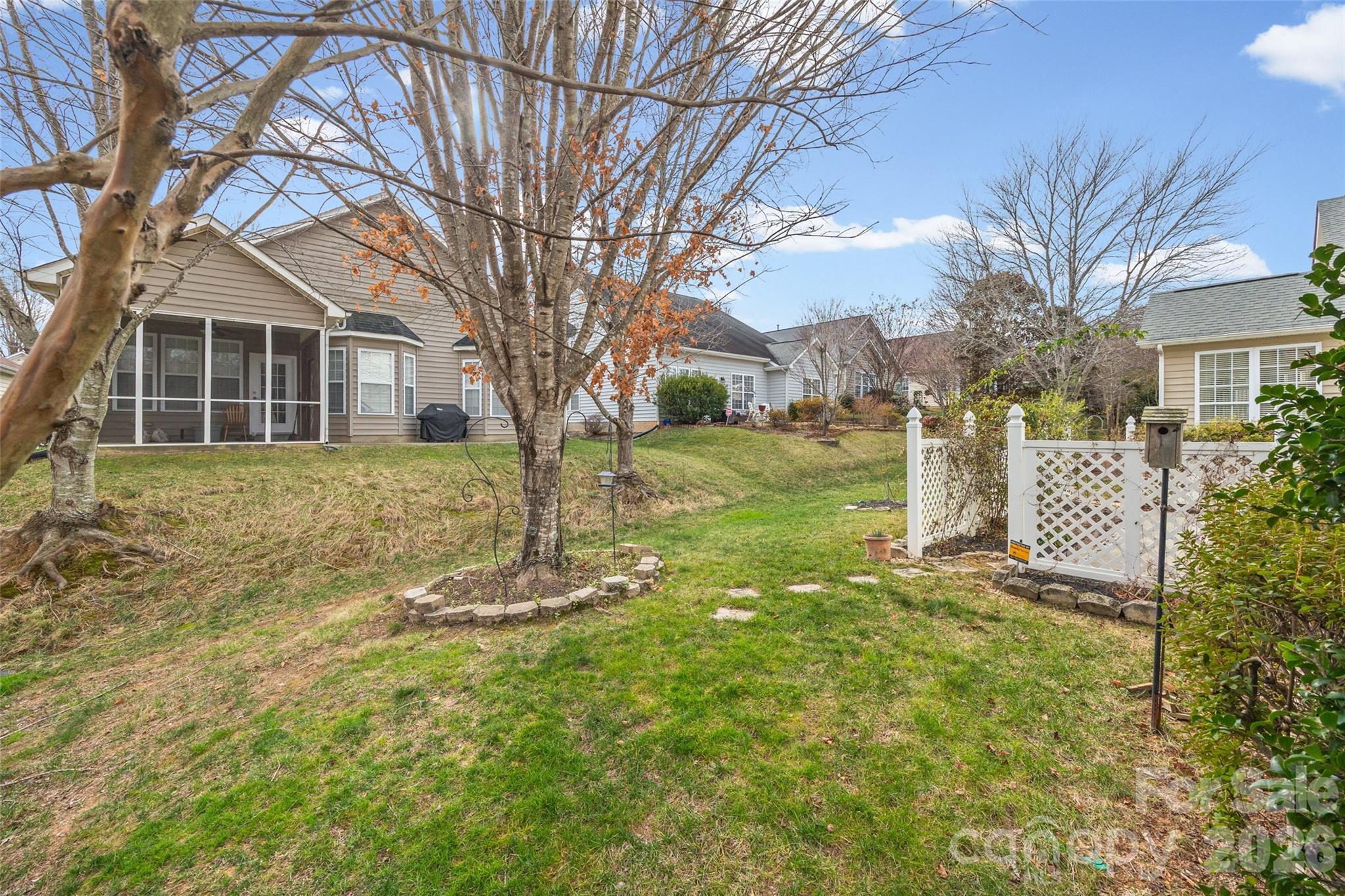 2324 Jade Lane