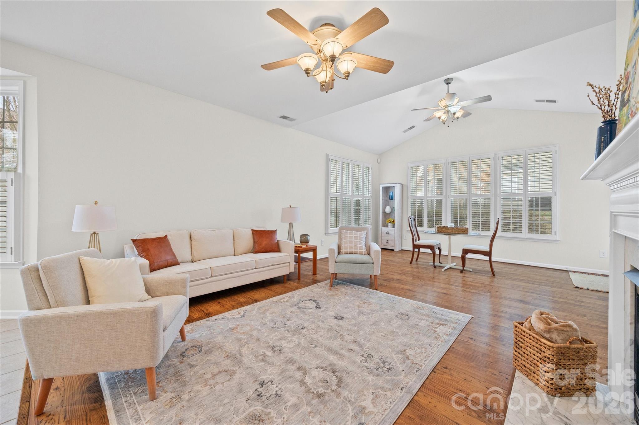 2324 Jade Lane