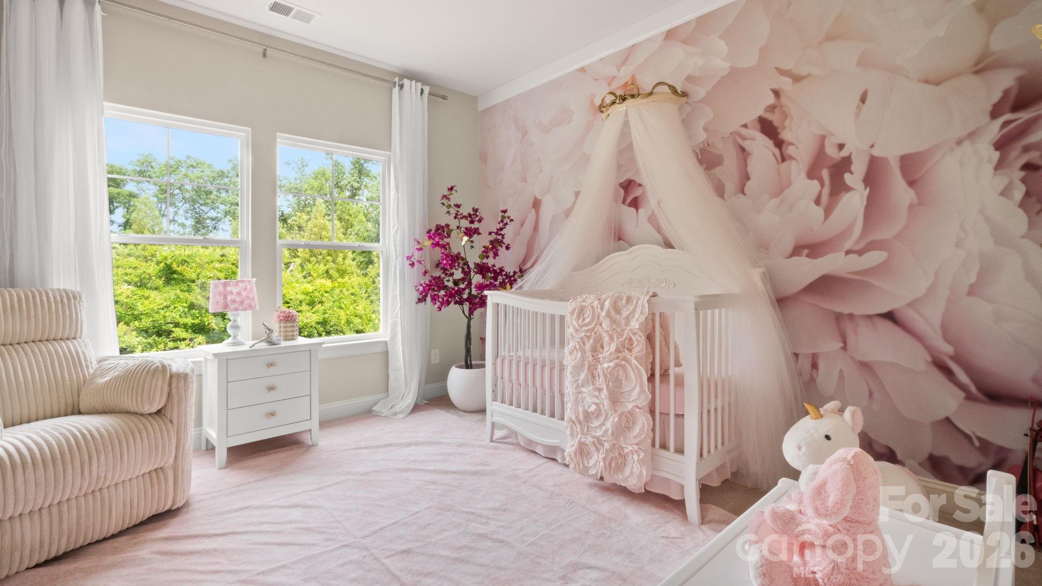 1924 Plaza End Trace