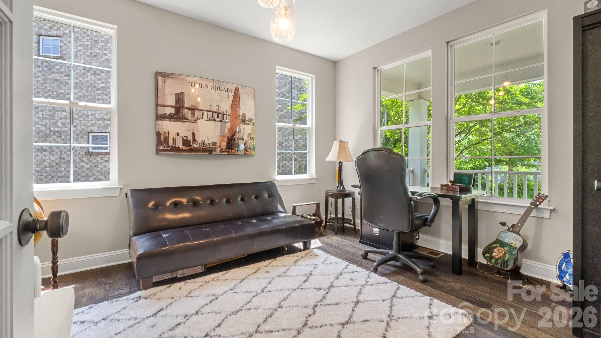 1924 Plaza End Trace