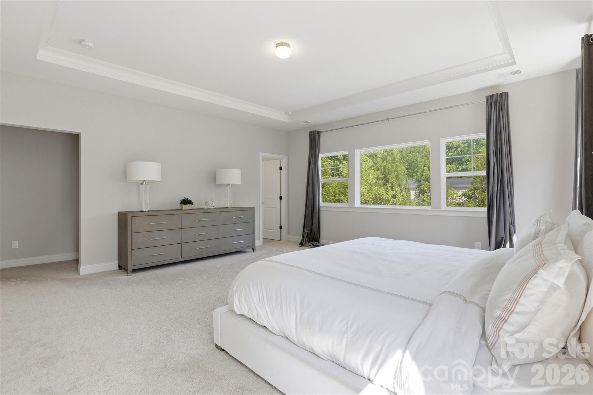 1924 Plaza End Trace