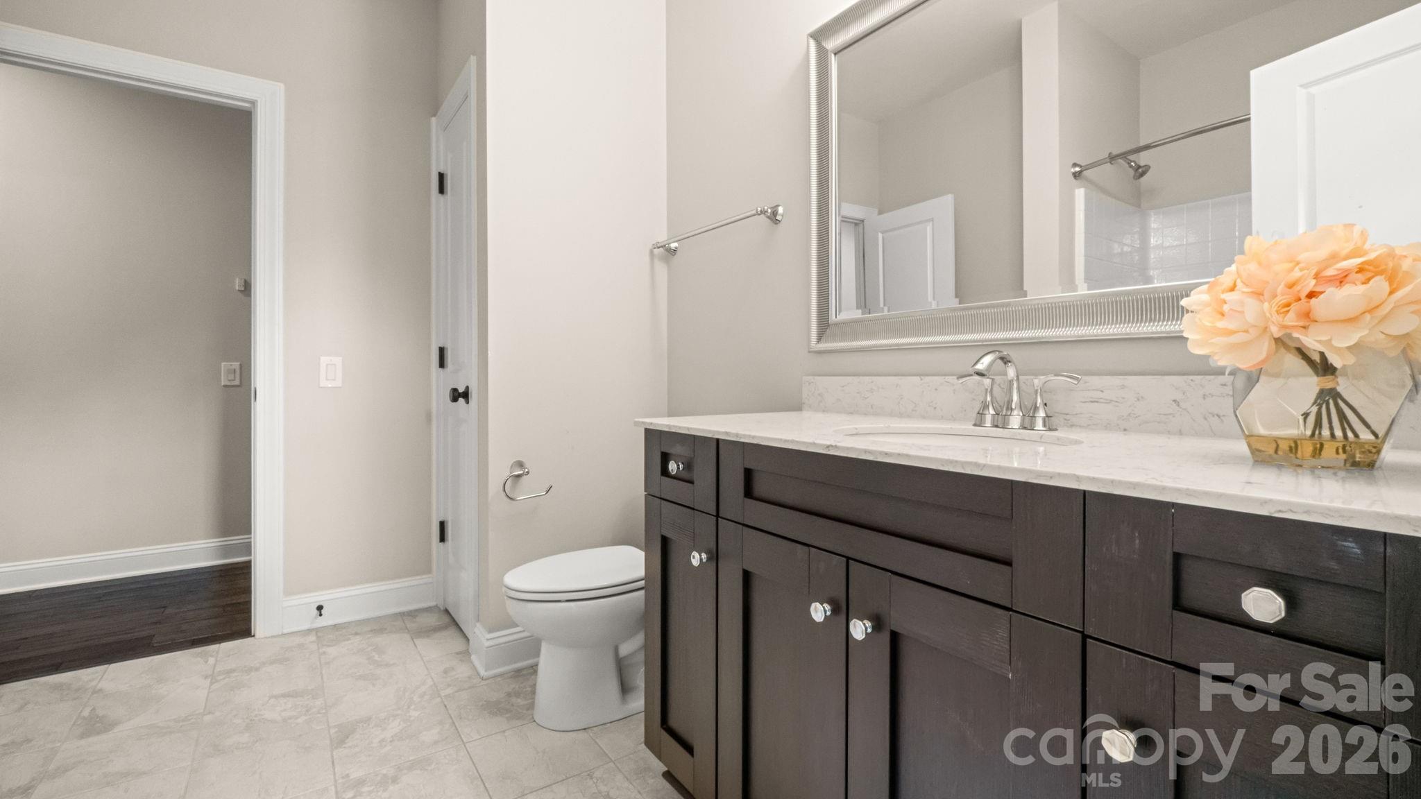 1924 Plaza End Trace